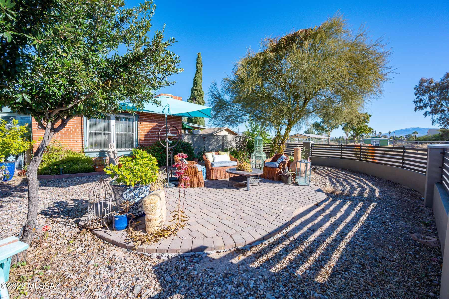 Wilshire Terrace - Residential