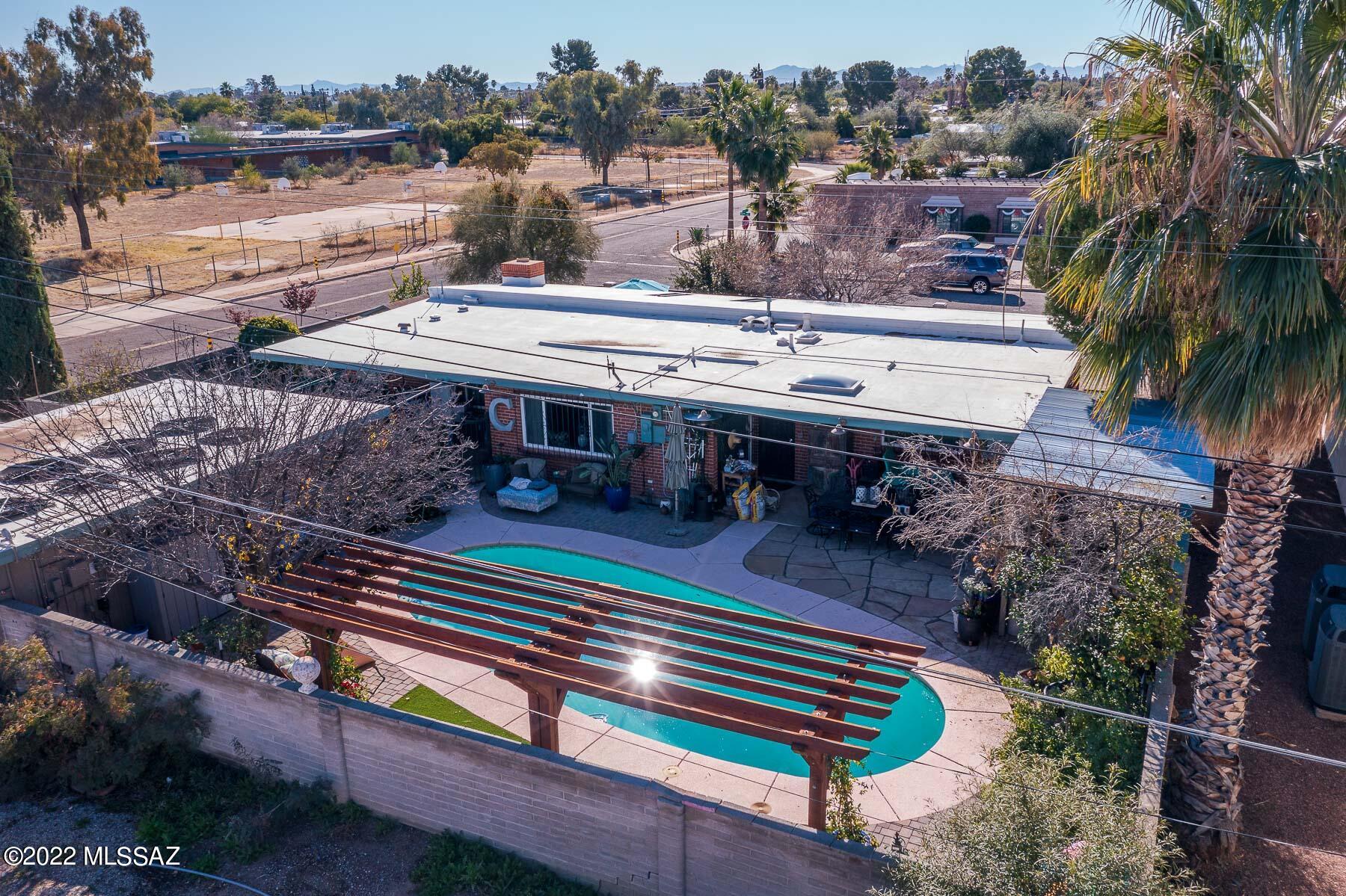 Wilshire Terrace - Residential