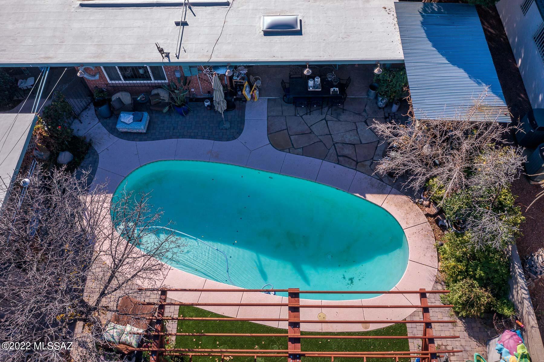 Wilshire Terrace - Residential