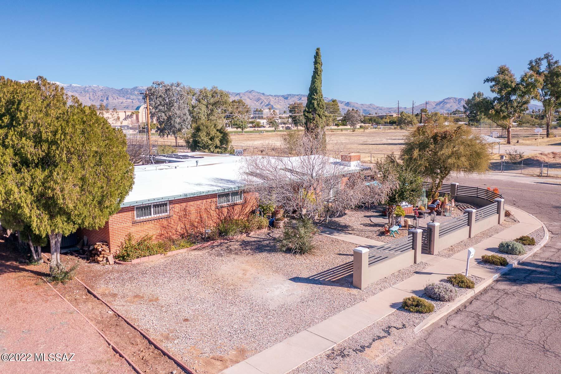 Wilshire Terrace - Residential