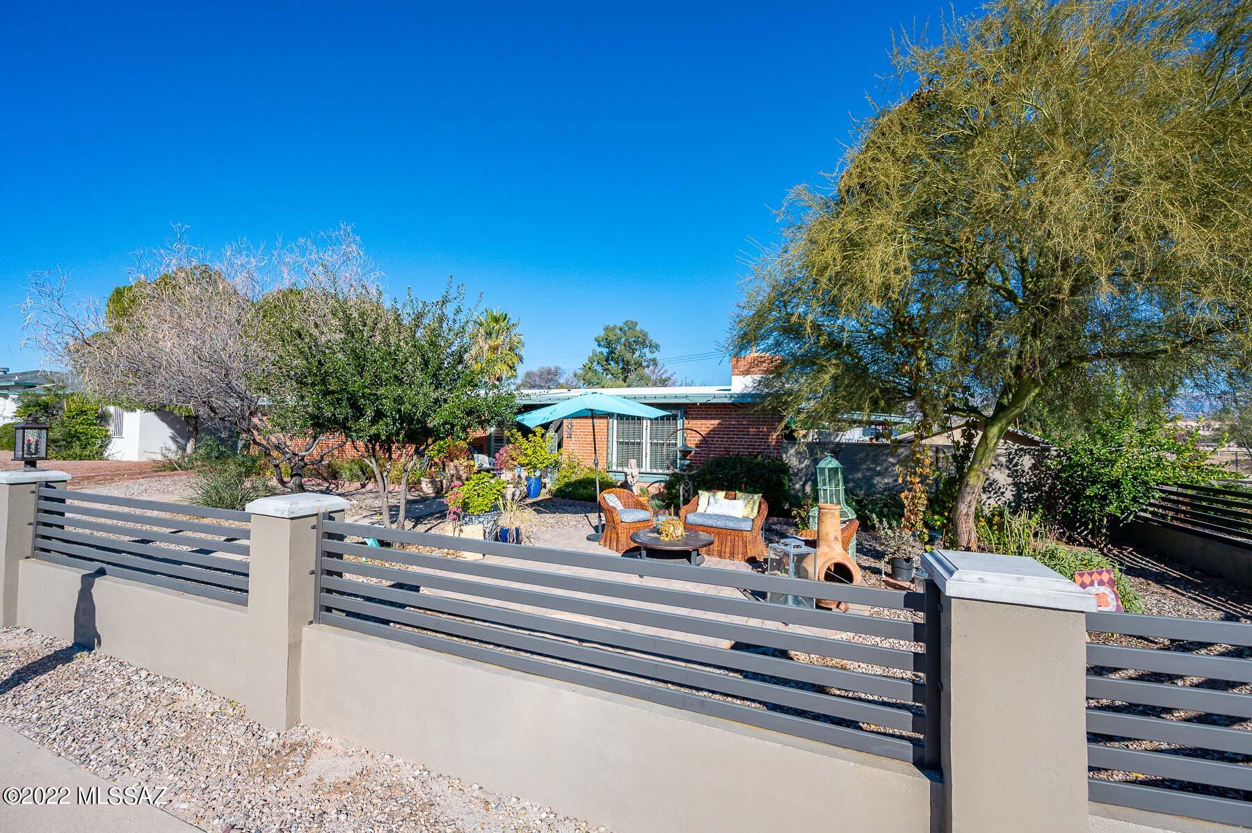 Wilshire Terrace - Residential