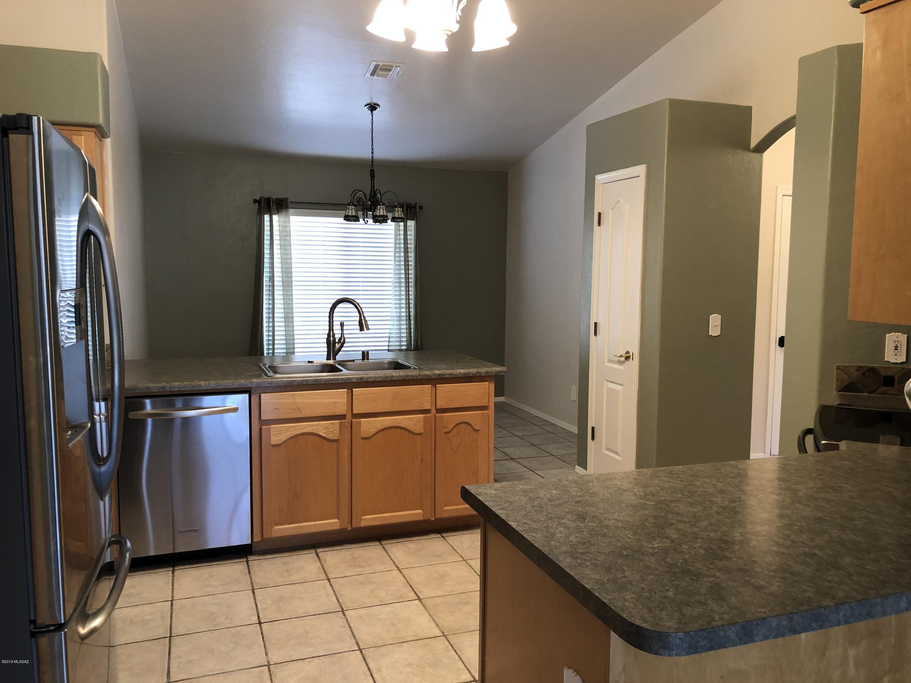 Rivers Edge (1-69) - Residential Lease