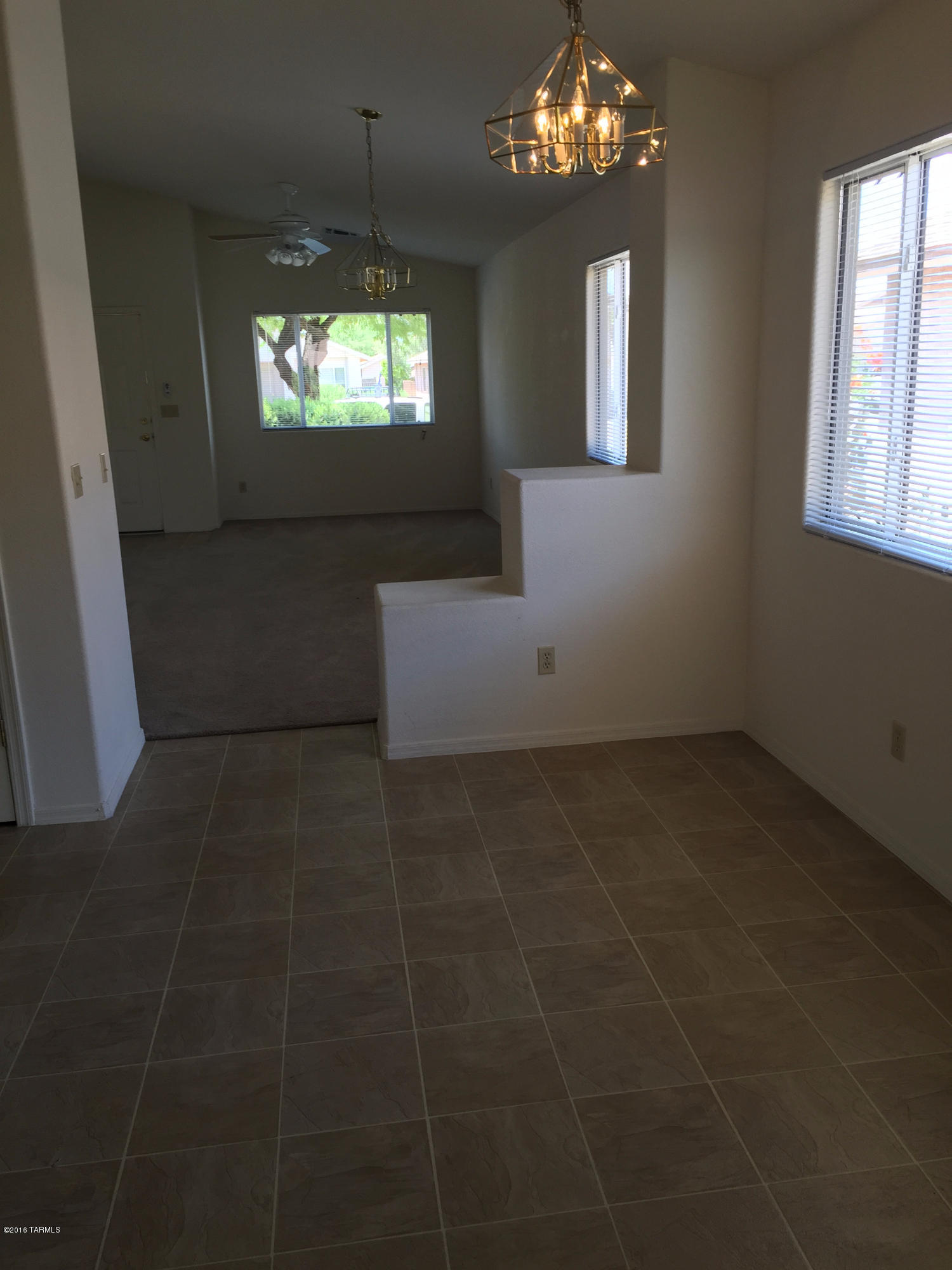 Hacienda Del Oro (1-78) - Residential Lease
