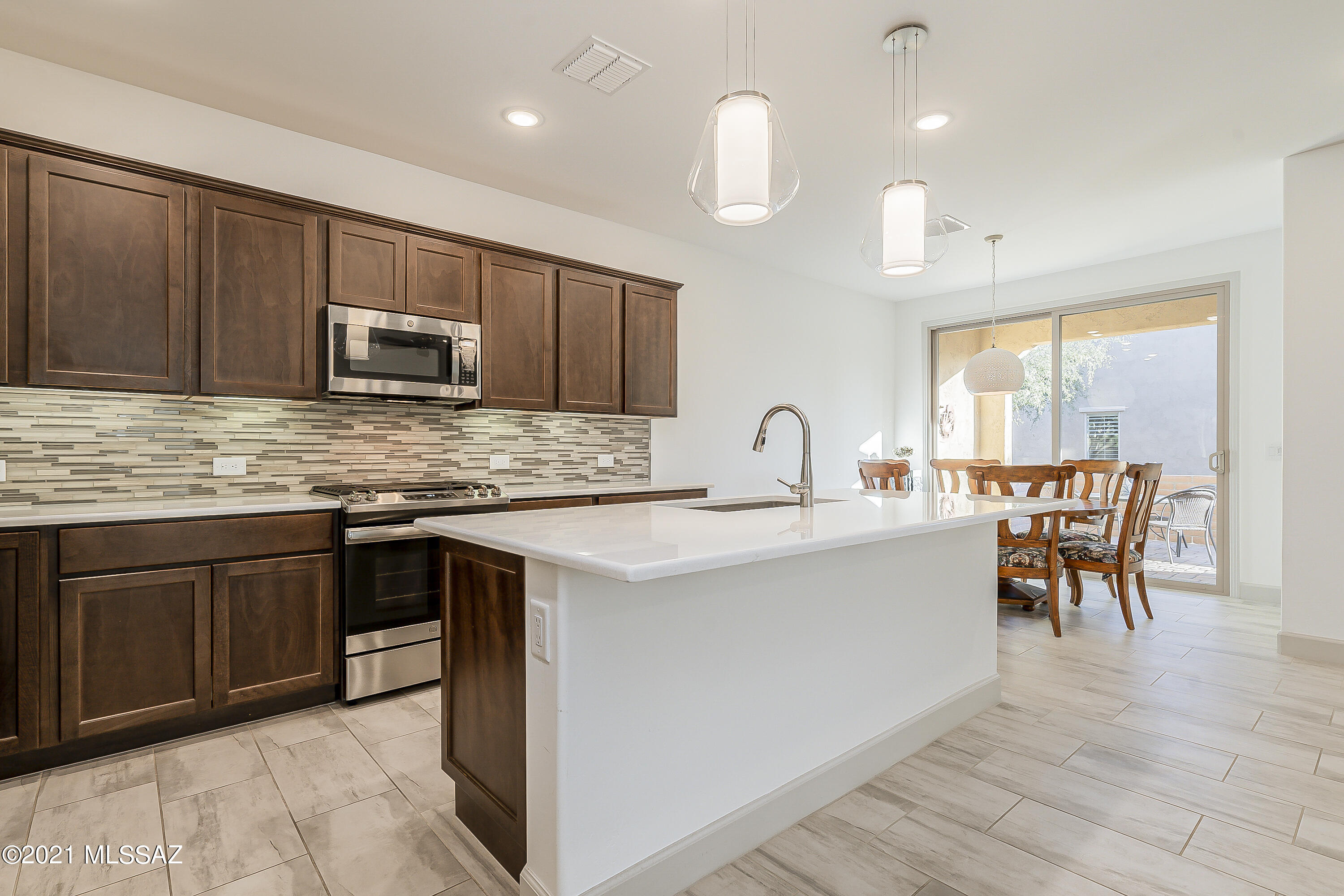 Quail Creek II Unit 33B SQ20161810746 - Residential