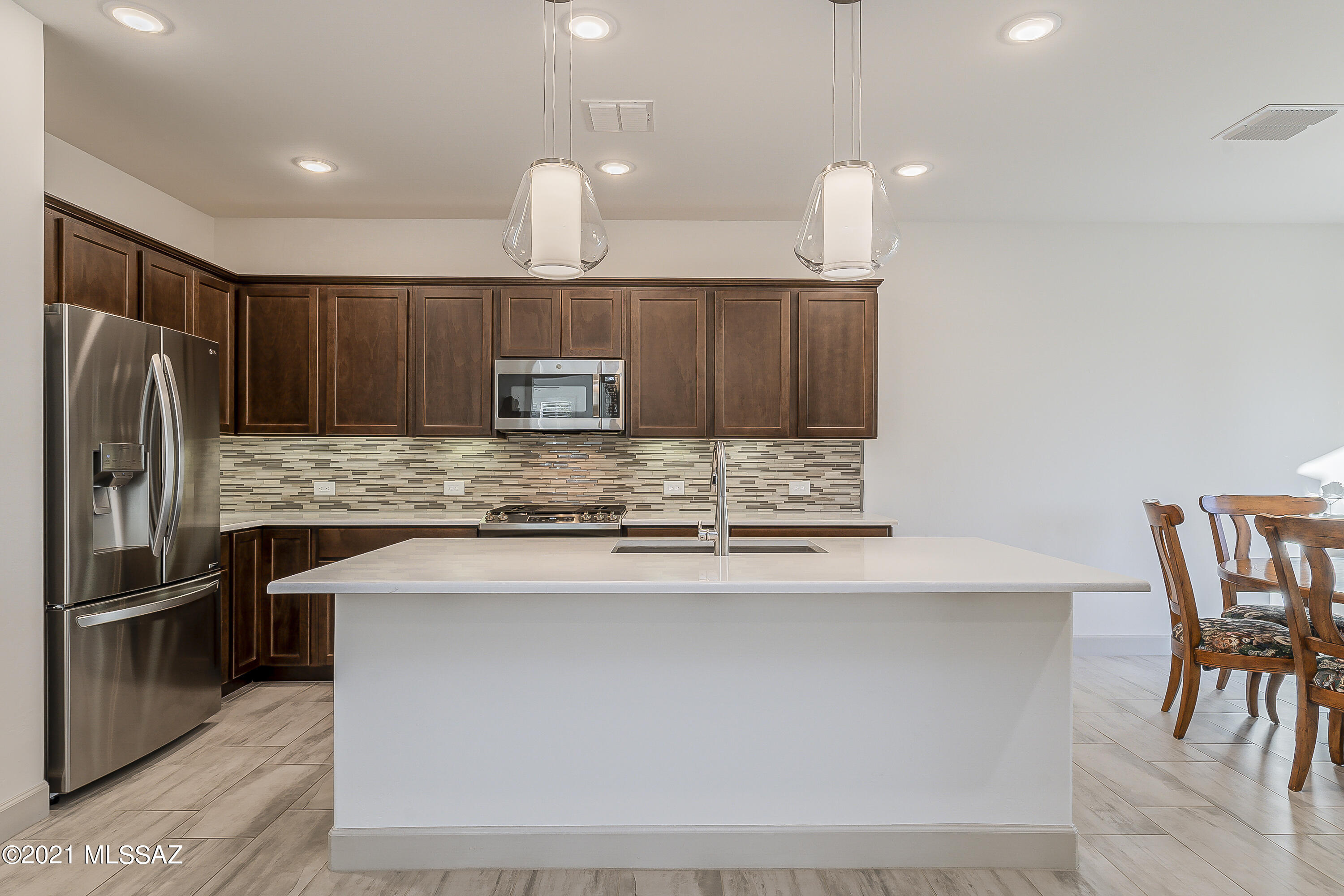 Quail Creek II Unit 33B SQ20161810746 - Residential