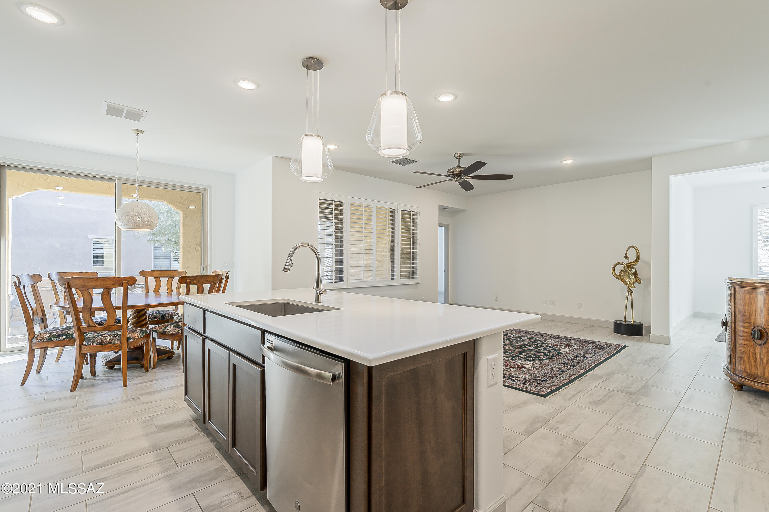 Quail Creek II Unit 33B SQ20161810746 - Residential