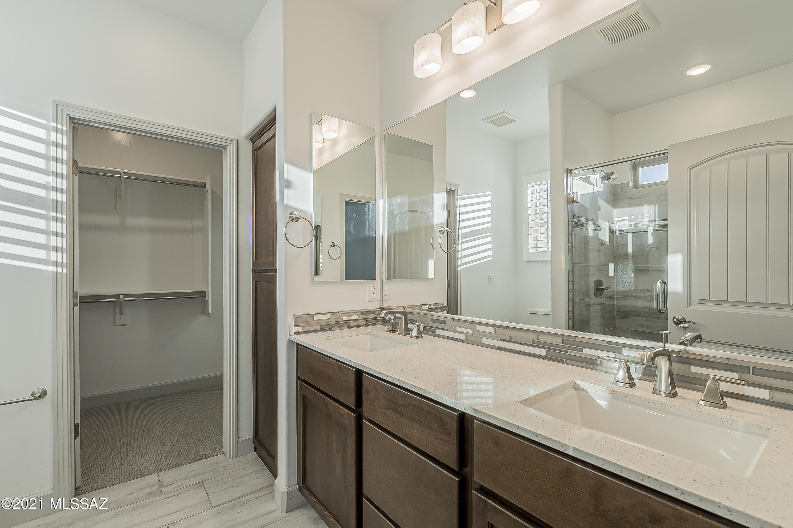 Quail Creek II Unit 33B SQ20161810746 - Residential