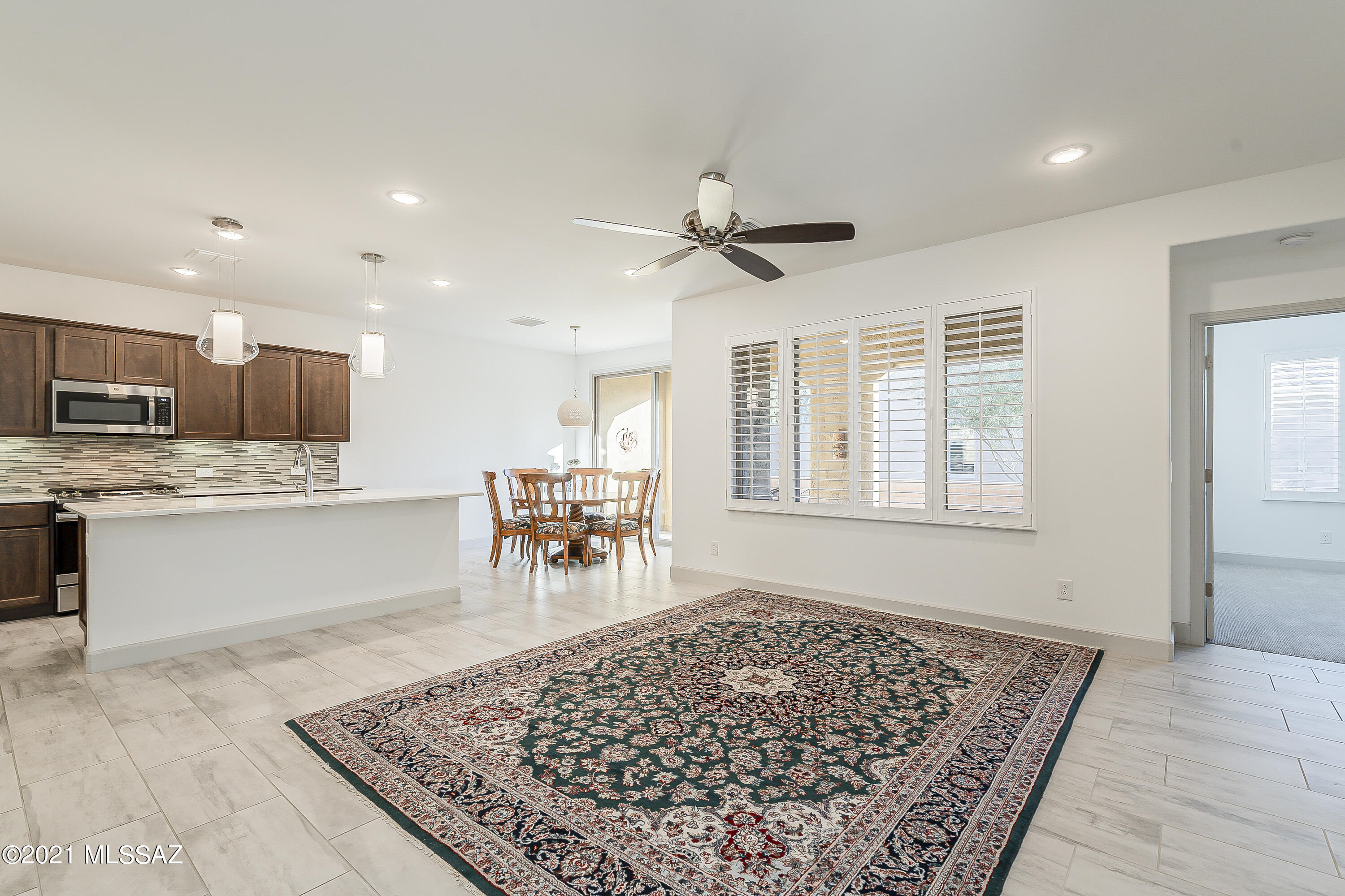 Quail Creek II Unit 33B SQ20161810746 - Residential
