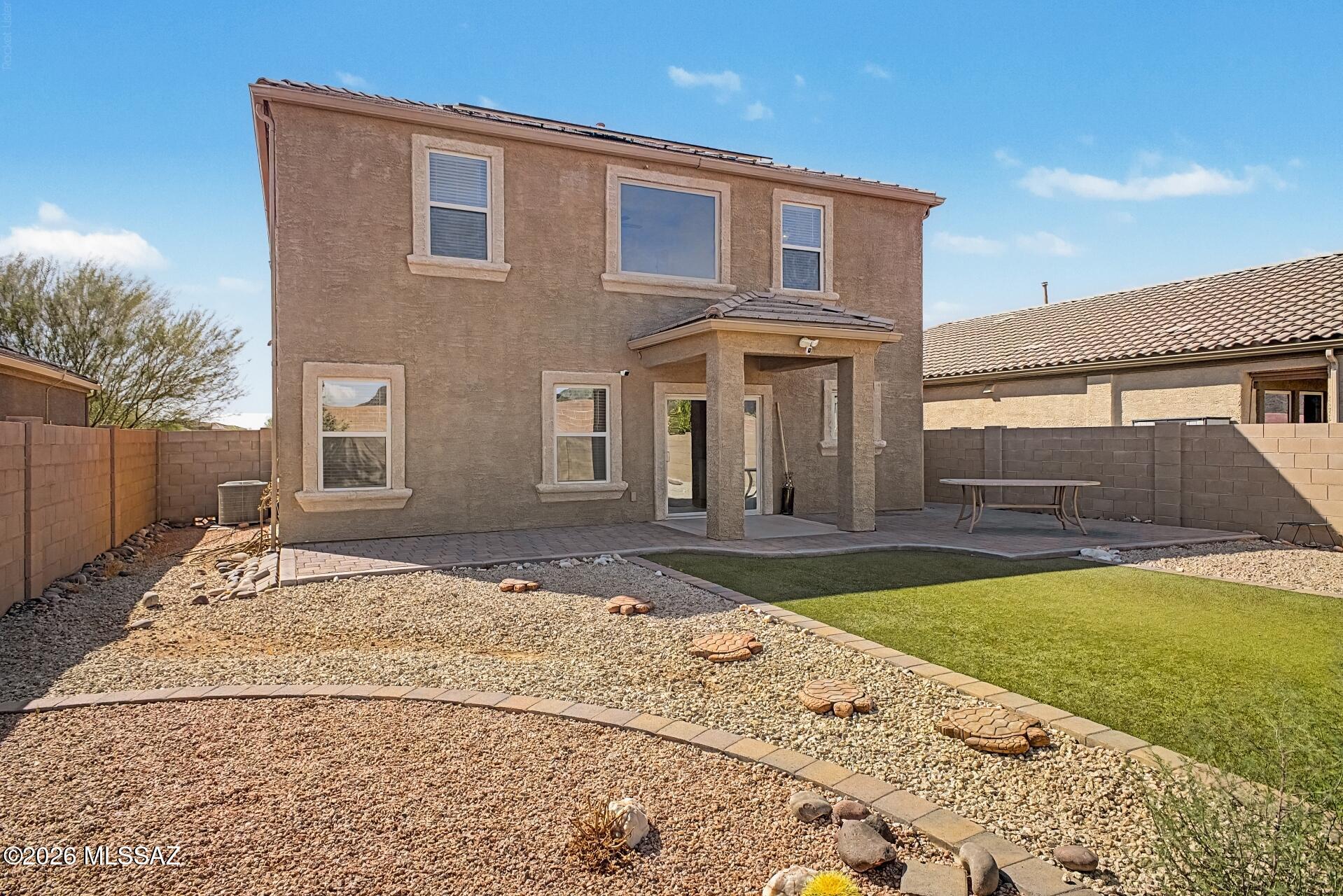 Saguaro Bloom - Residential