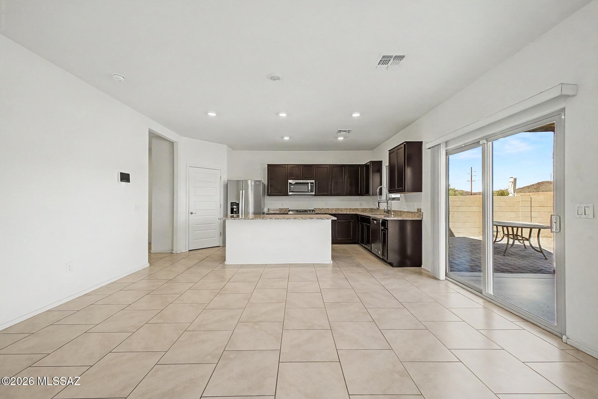 Saguaro Bloom - Residential