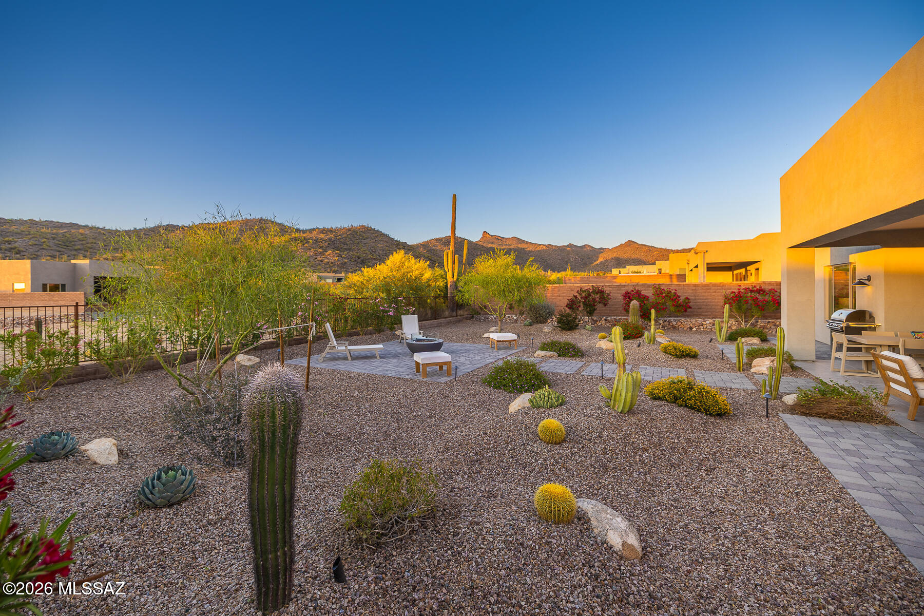 Boulder Bridge Pass III At Dove Mountain SQ20143000307 - Residential