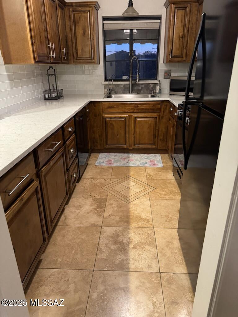 American Villa Resub - Residential Lease