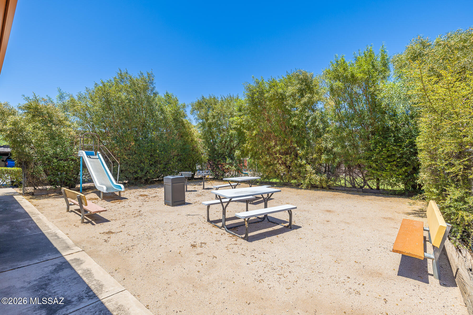 Valle Cereza (1-59) - Residential
