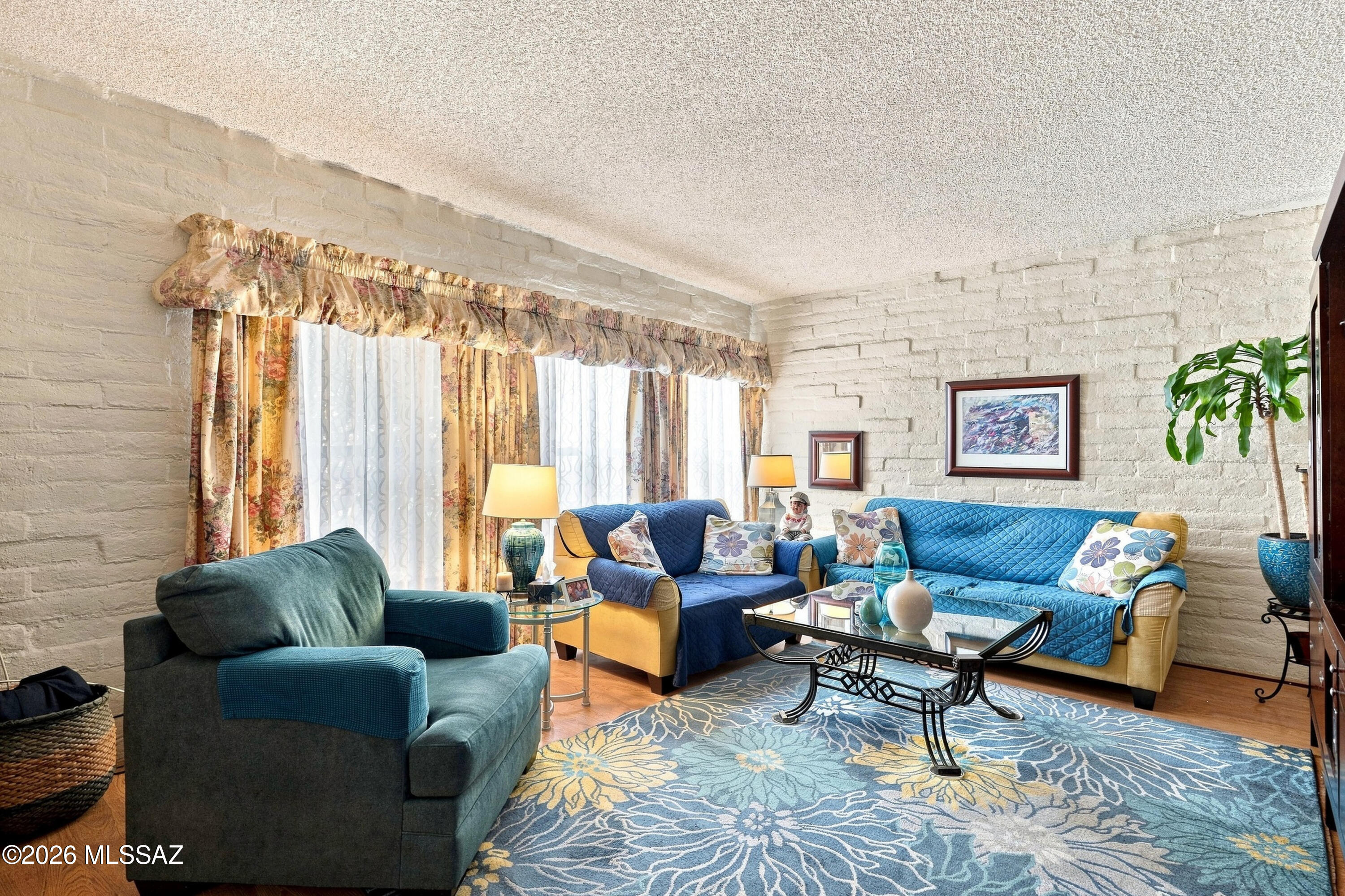 La Esperanza Town Homes (1-26) - Residential