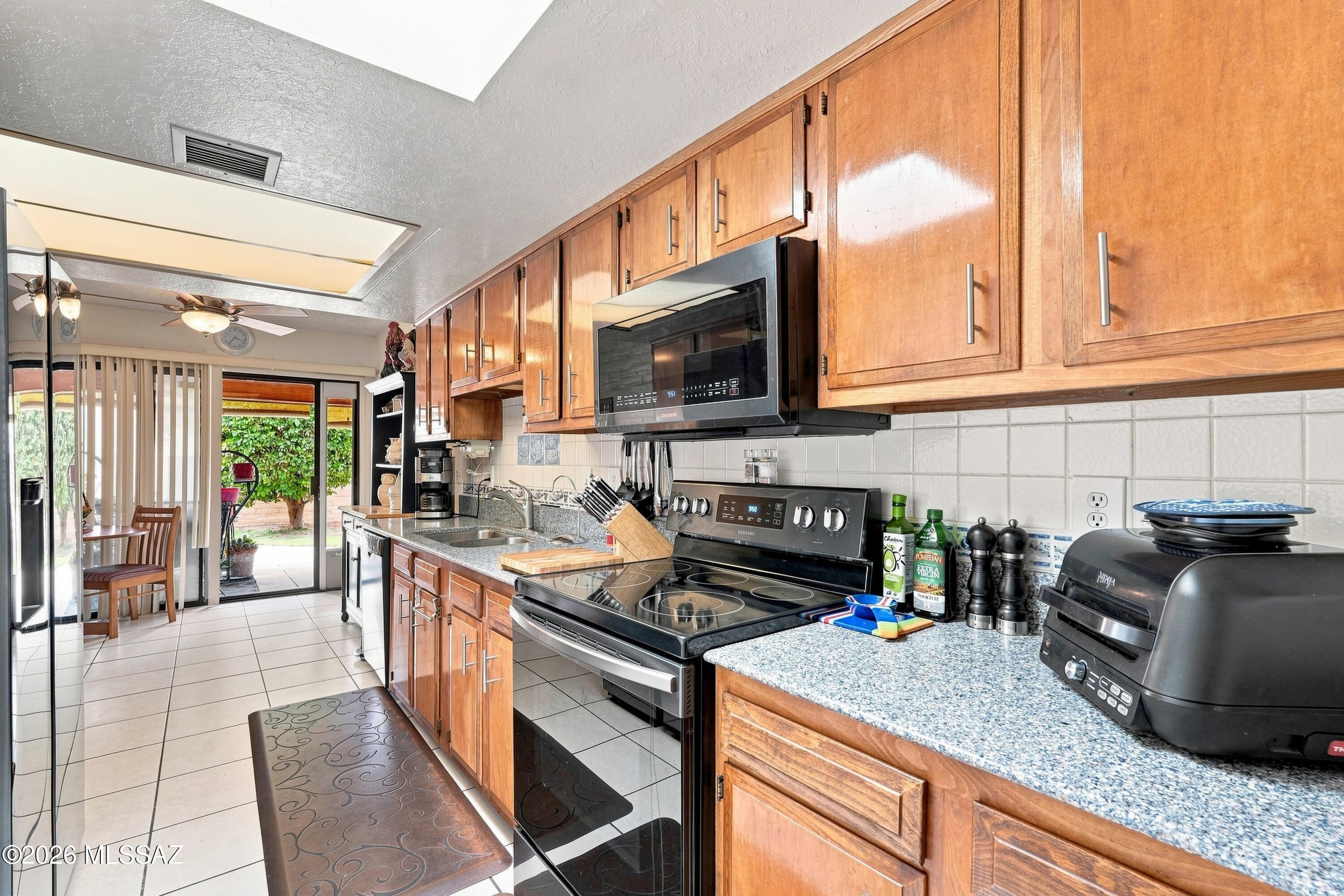 La Esperanza Town Homes (1-26) - Residential