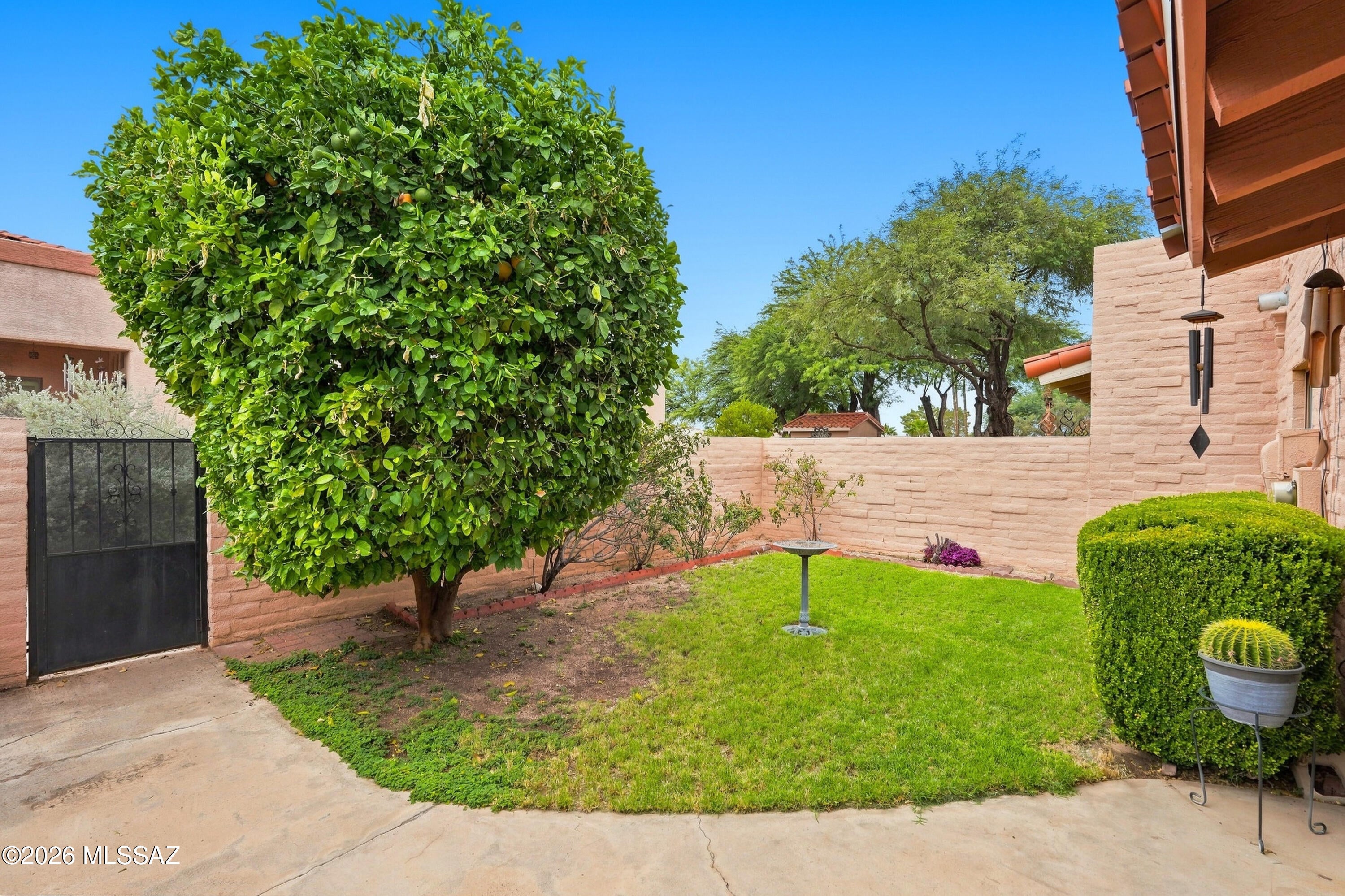 La Esperanza Town Homes (1-26) - Residential