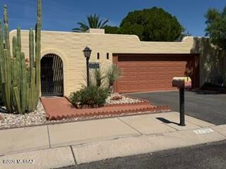 Pueblo Villas East (1-36) - Residential