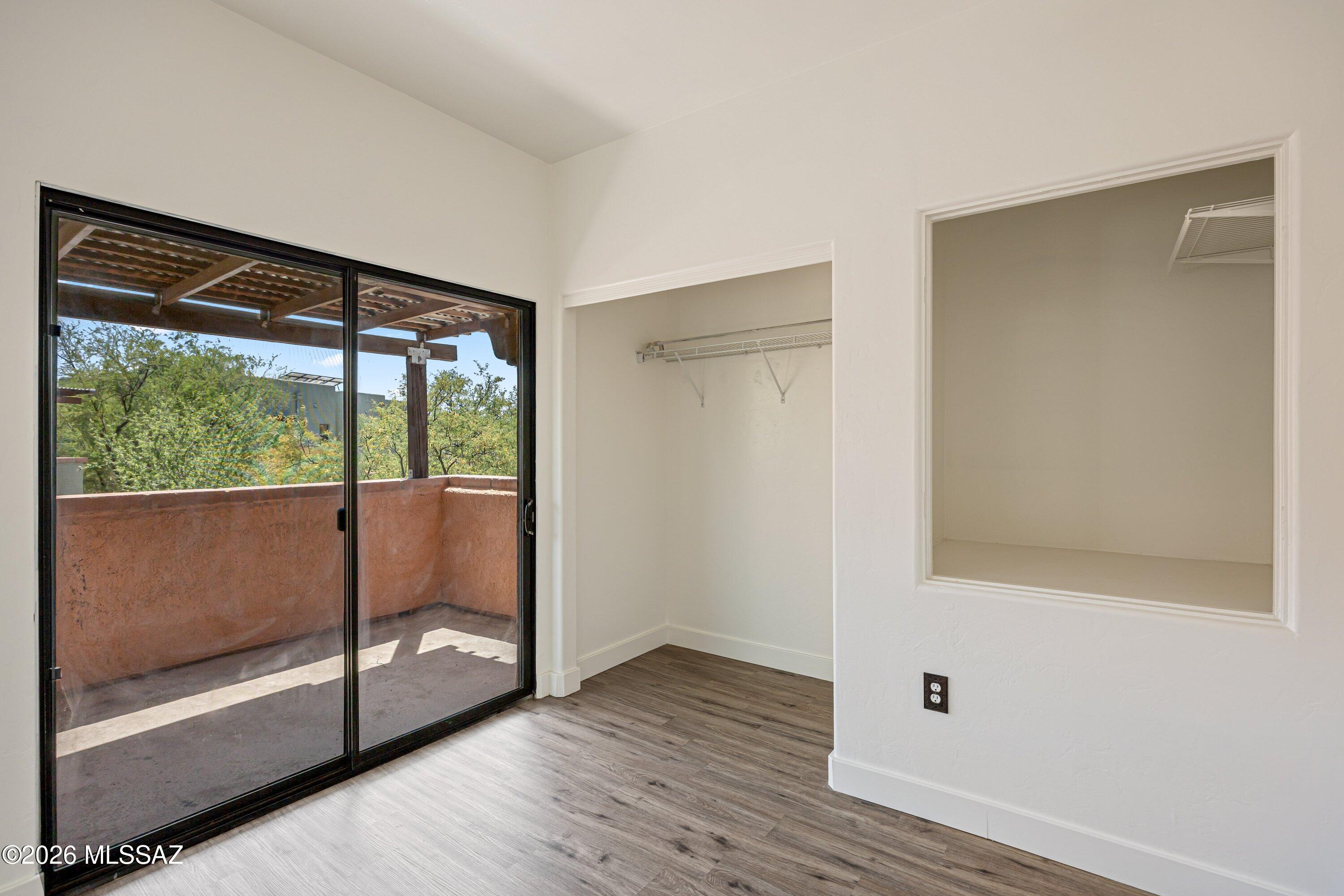 Stone Curves A Cohousing Ngbh Condominiu - Residential