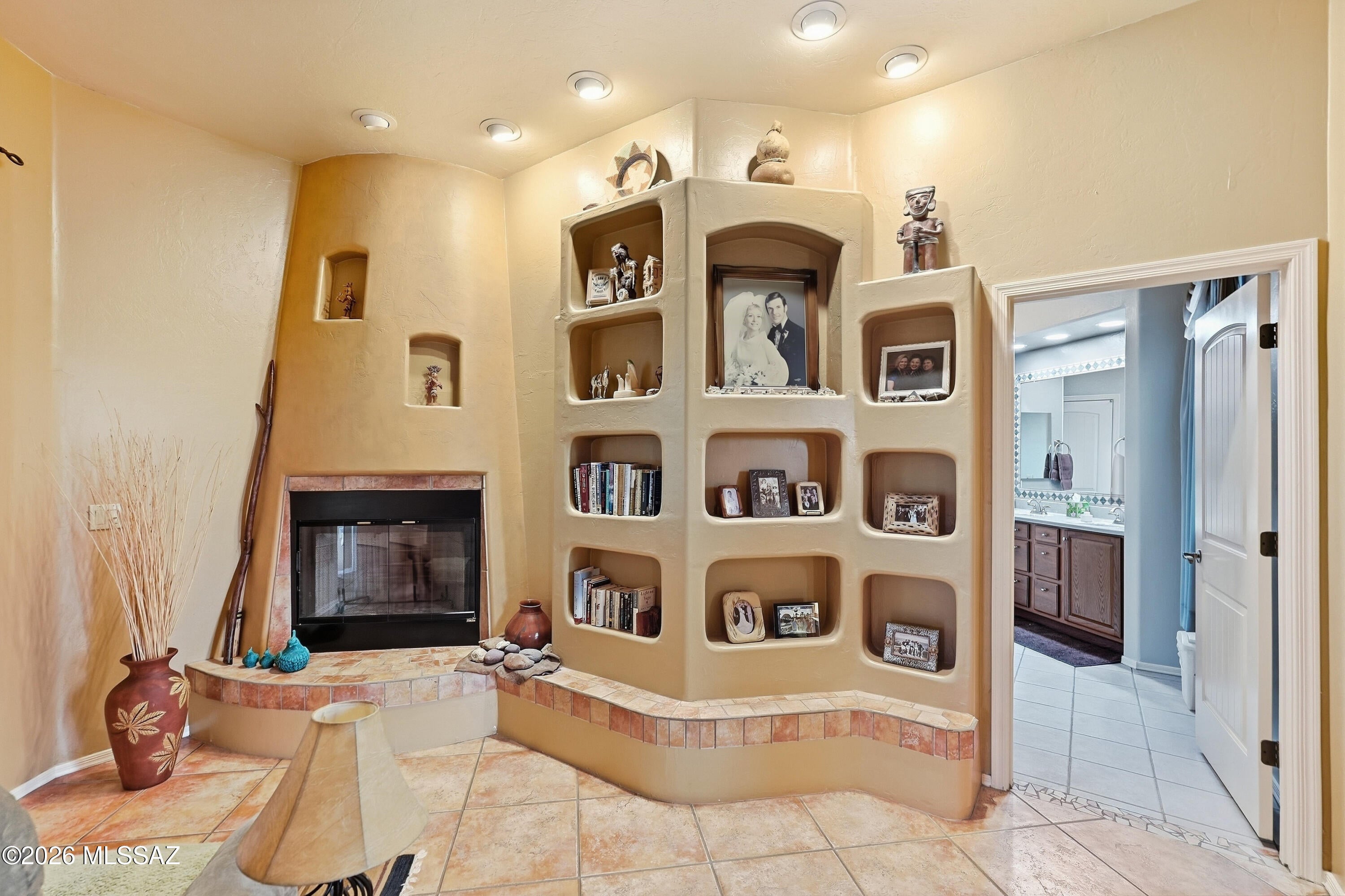 New Tucson Unit NO. 27 - Residential