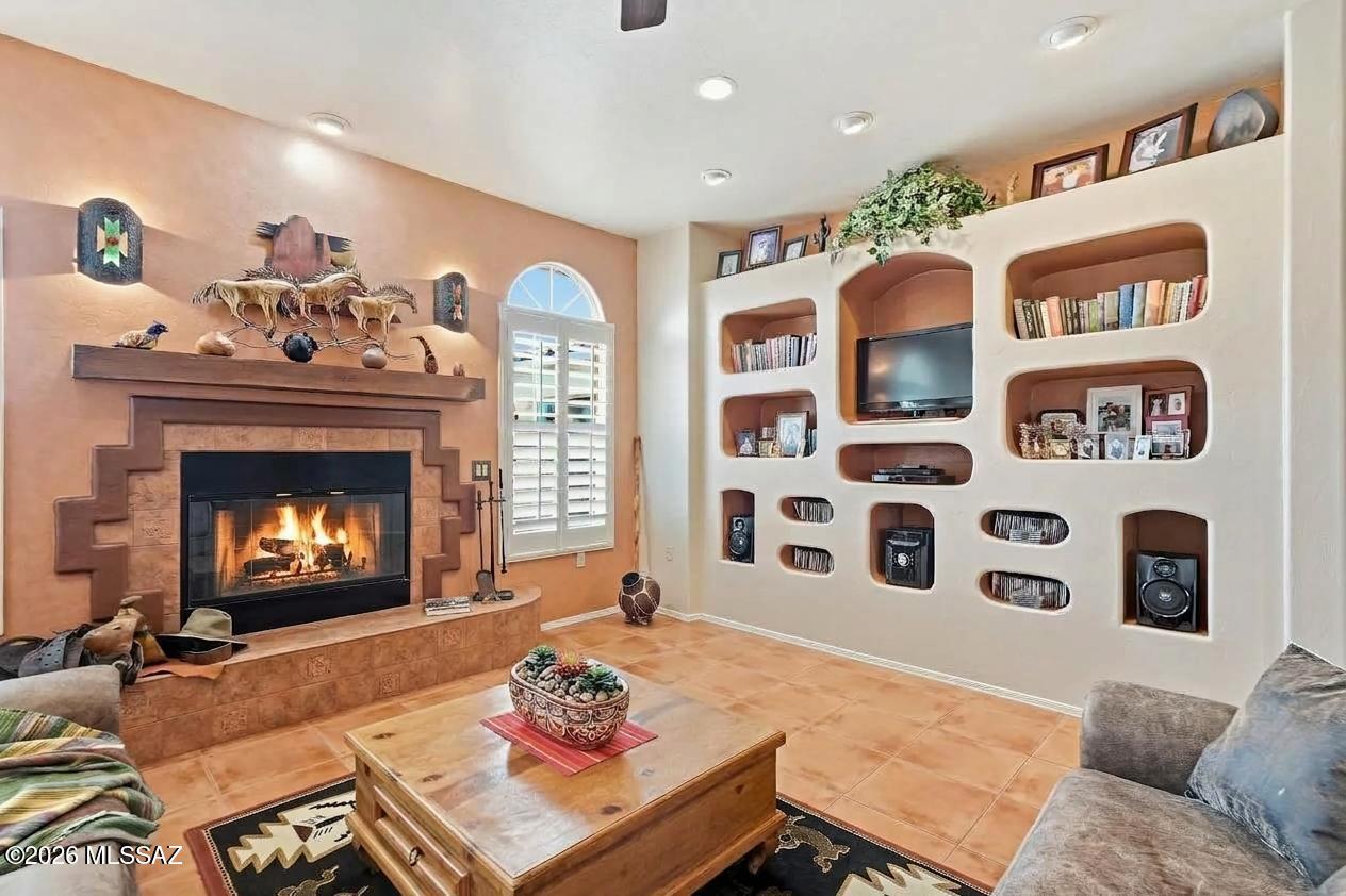 New Tucson Unit NO. 27 - Residential