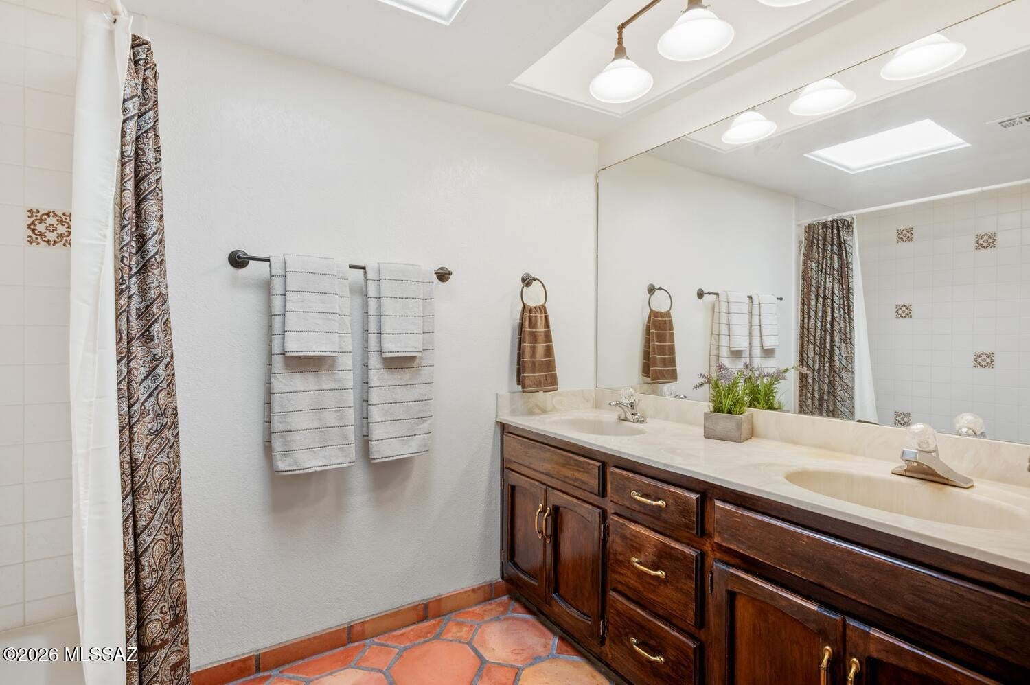 Casas Adobes Estates Resub. (1-67) - Residential