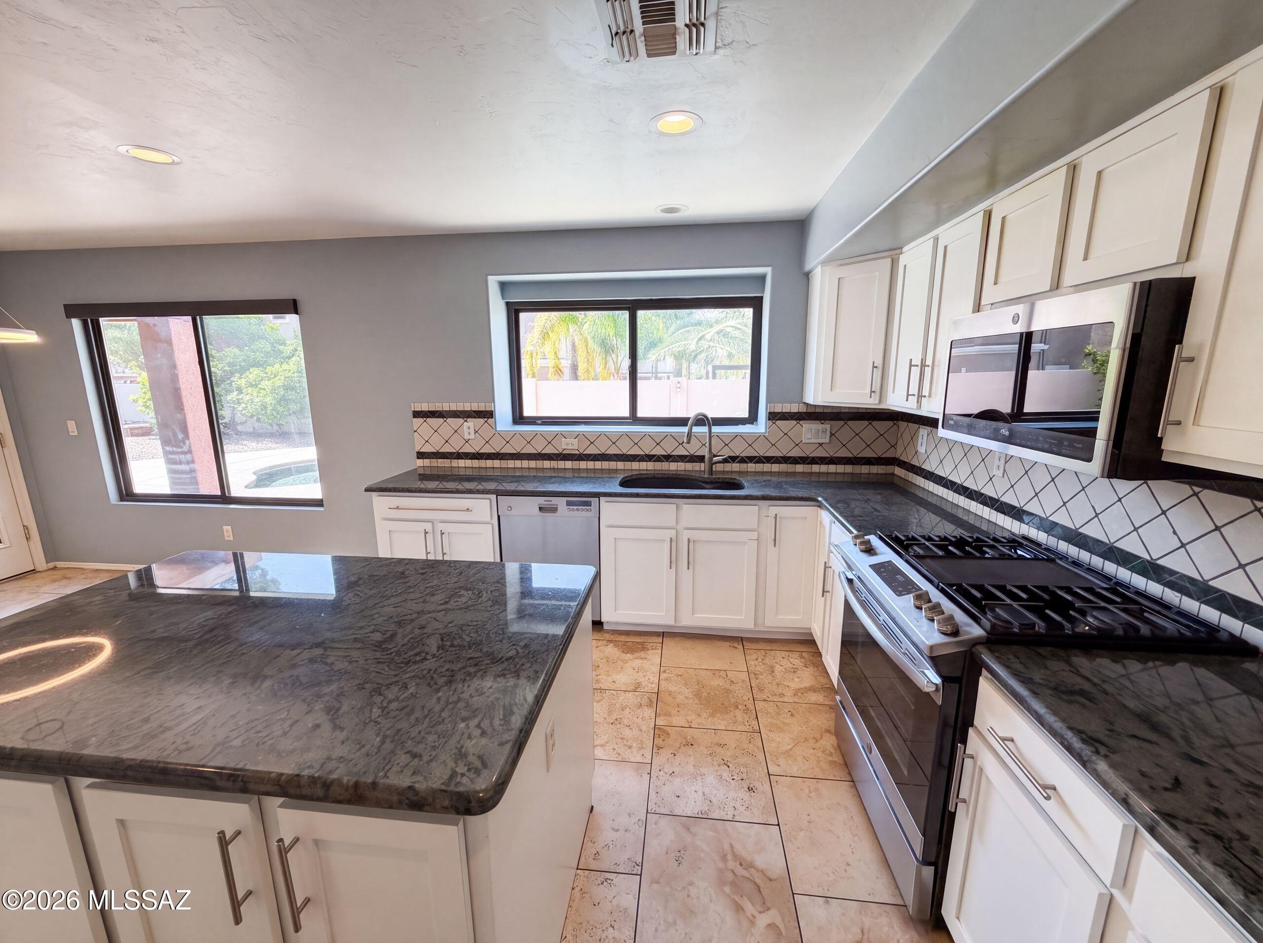 La Cholla Estates (1-94) - Residential