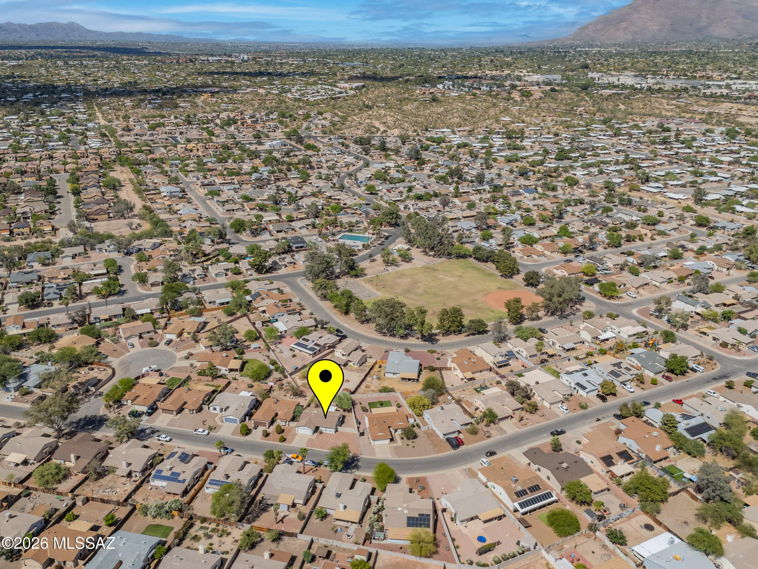 Meadowbrook (270-272, 335-347, 404-409) - Residential