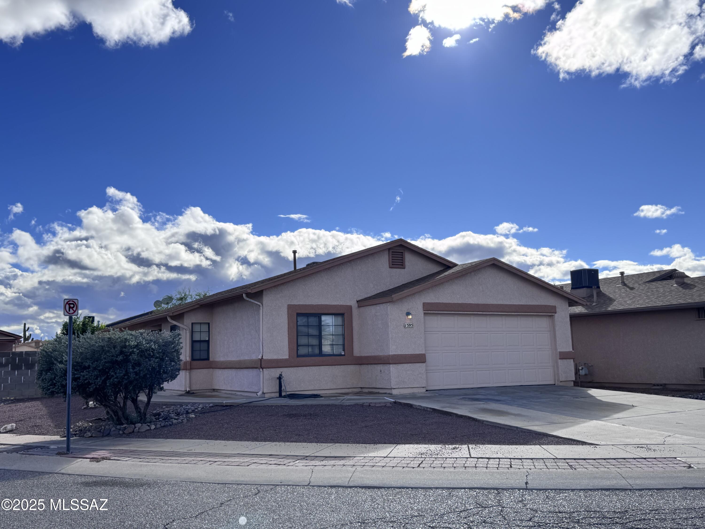 Well-maintained single-story home on a spacious corner lot in Midvale Park. Features an open 1,515 sq ft floorplan with flexible living and dining areas, two full baths, an attached 2-car garage, and an additional room ideal for an office or flex space. Interior offers neutral finishes, vaulted ceilings, and ample natural light. Large private yard provides room for outdoor living or future improvements. Convenient location near parks, schools, shopping, and major roadways.