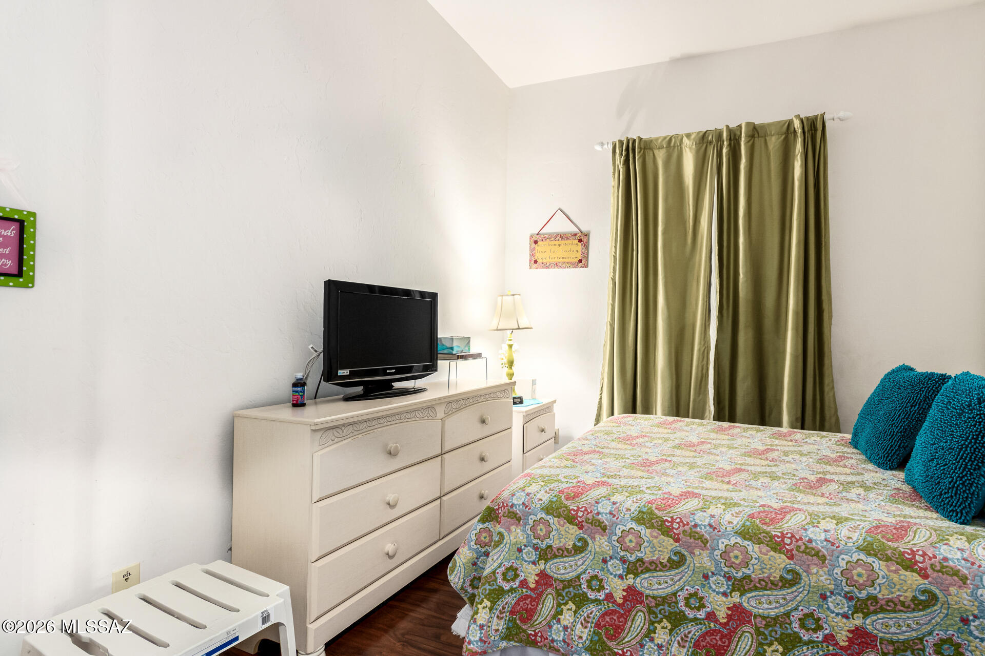 Rancho Esperero (1-343) - Residential