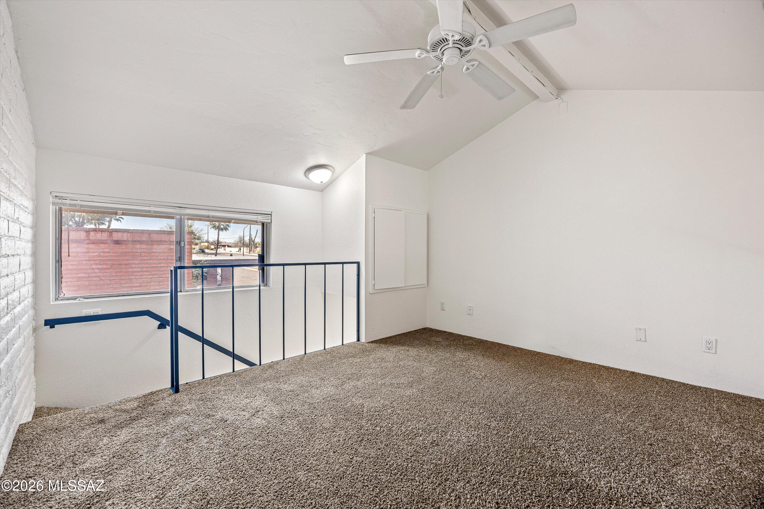 McCormick PlaceTwnhms Blk III (1-71) - Residential