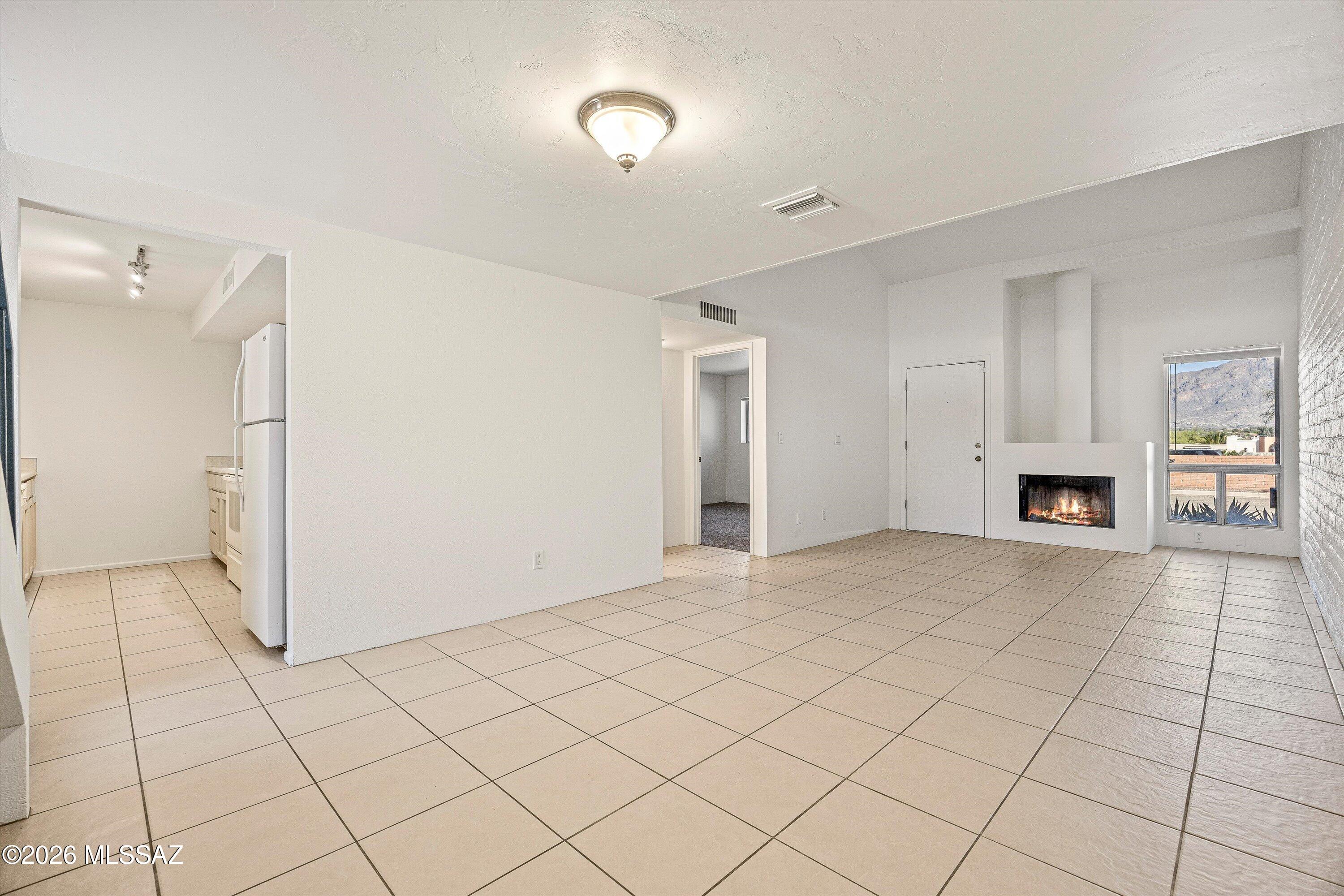 McCormick PlaceTwnhms Blk III (1-71) - Residential