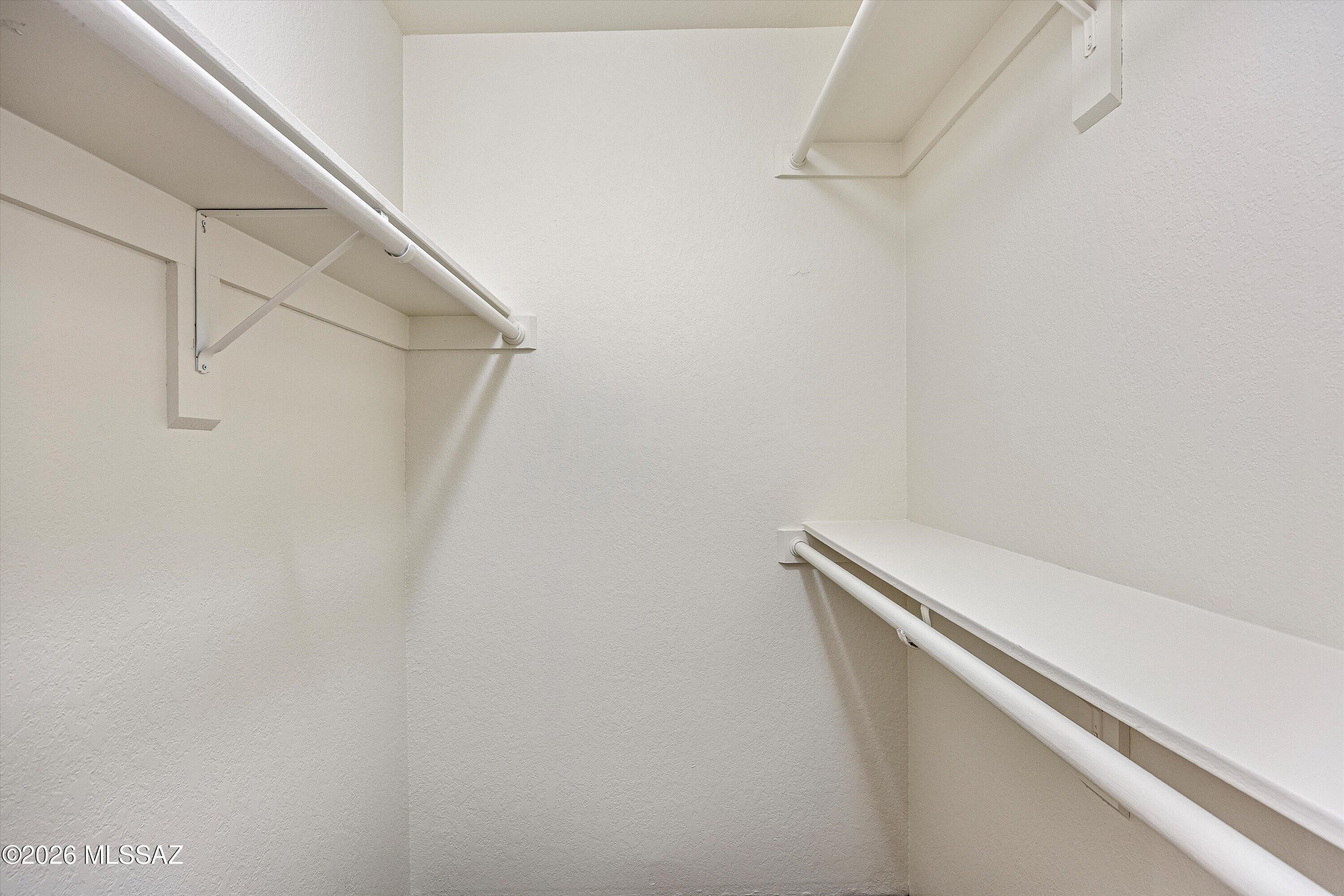 McCormick PlaceTwnhms Blk III (1-71) - Residential