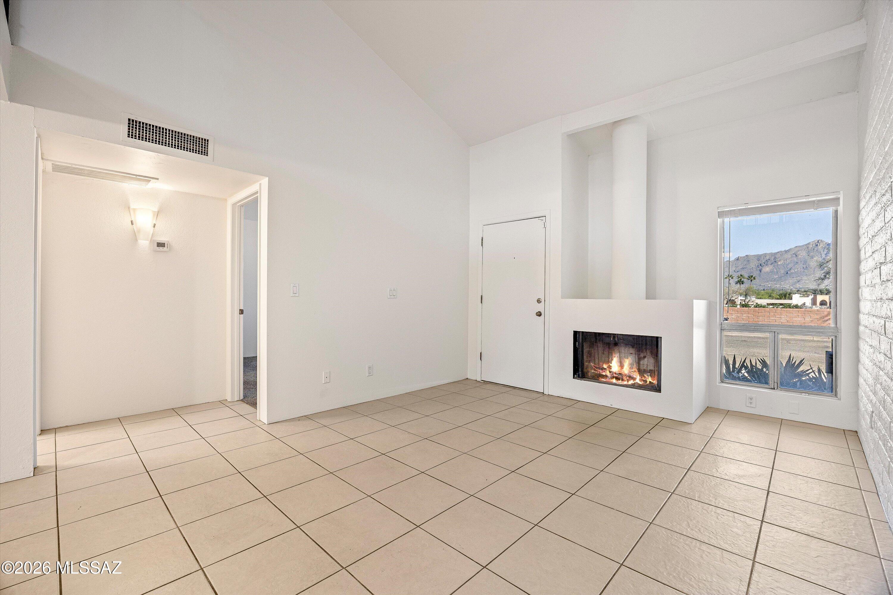 McCormick PlaceTwnhms Blk III (1-71) - Residential
