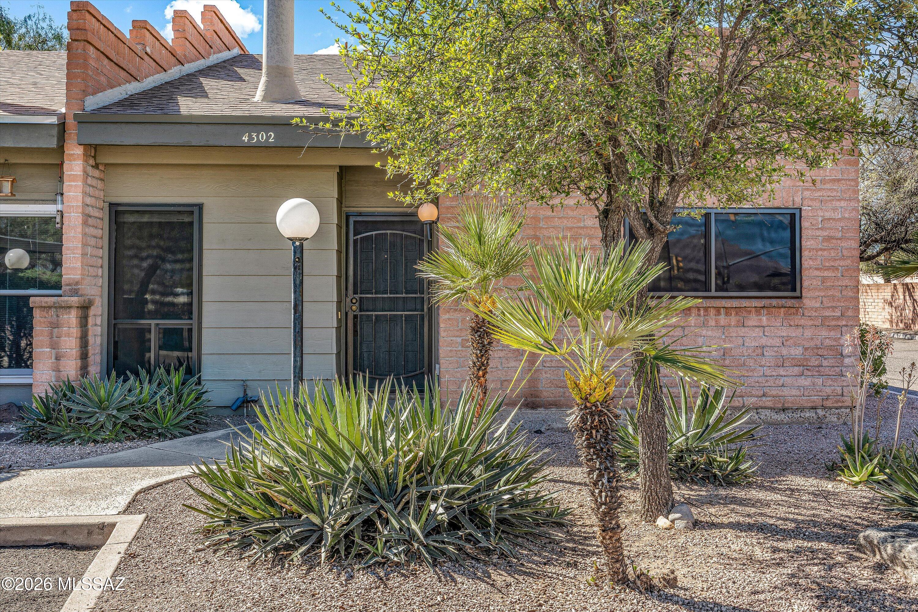 McCormick PlaceTwnhms Blk III (1-71) - Residential
