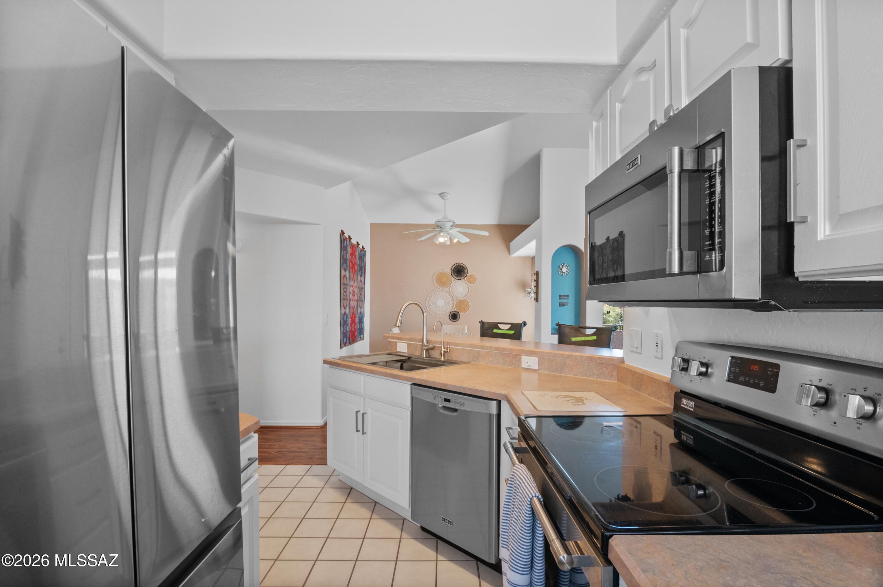 Condos At La Paloma (The) - Residential