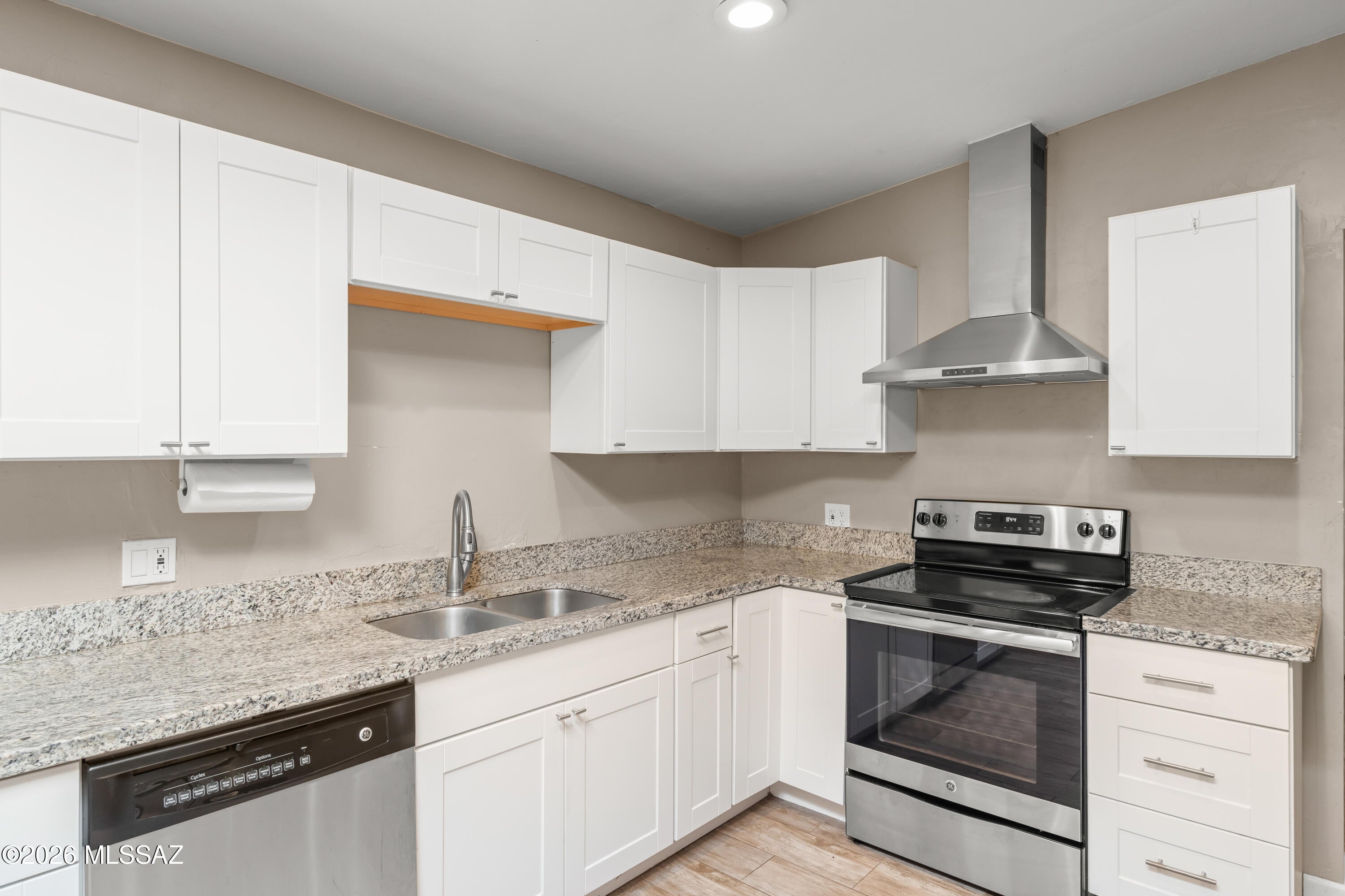 Manana Grande - Residential