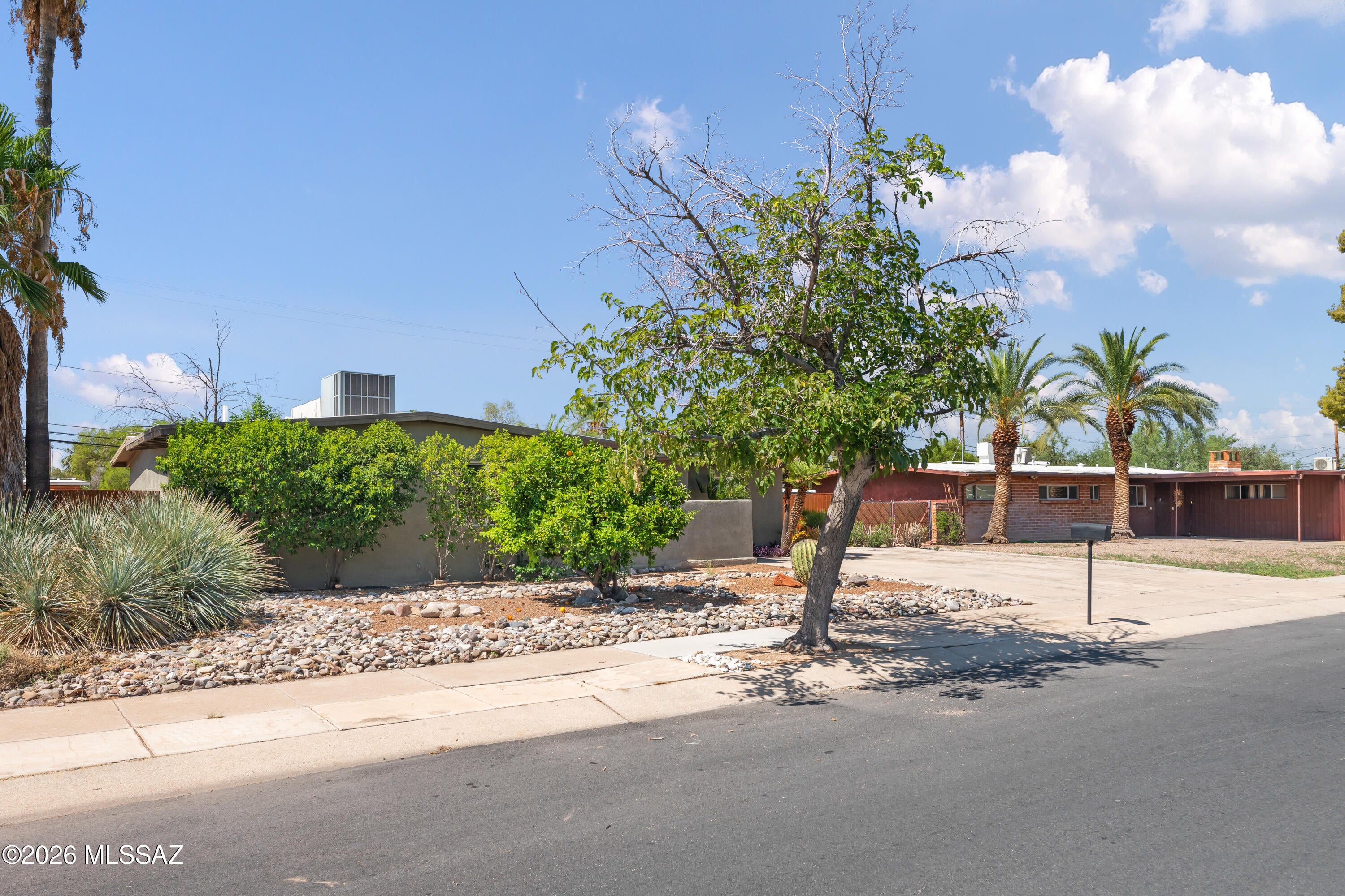 Manana Grande - Residential