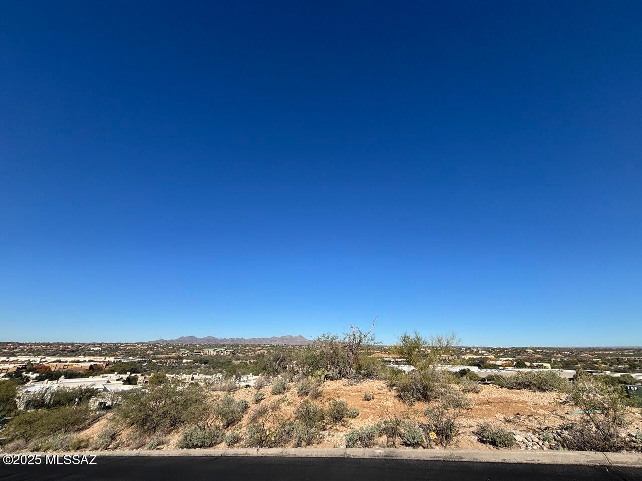Nestled on a quiet cul-de-sac in the coveted La Reserve community, this prime homesite offers stunning Pusch Ridge views to the south and beautiful Oro Valley vistas to the west. With utilities already available, it's the perfect opportunity for builders, investors, or future homeowners to create a custom dream home. A rare chance to build in one of Oro Valley's most sought-after neighborhoods--don't miss it!