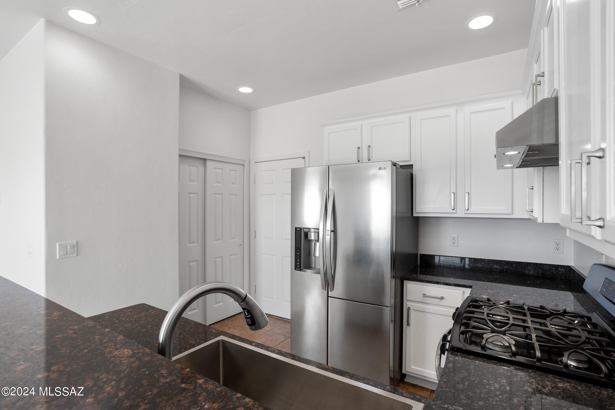 Presidio Hills (1-182) - Residential Lease