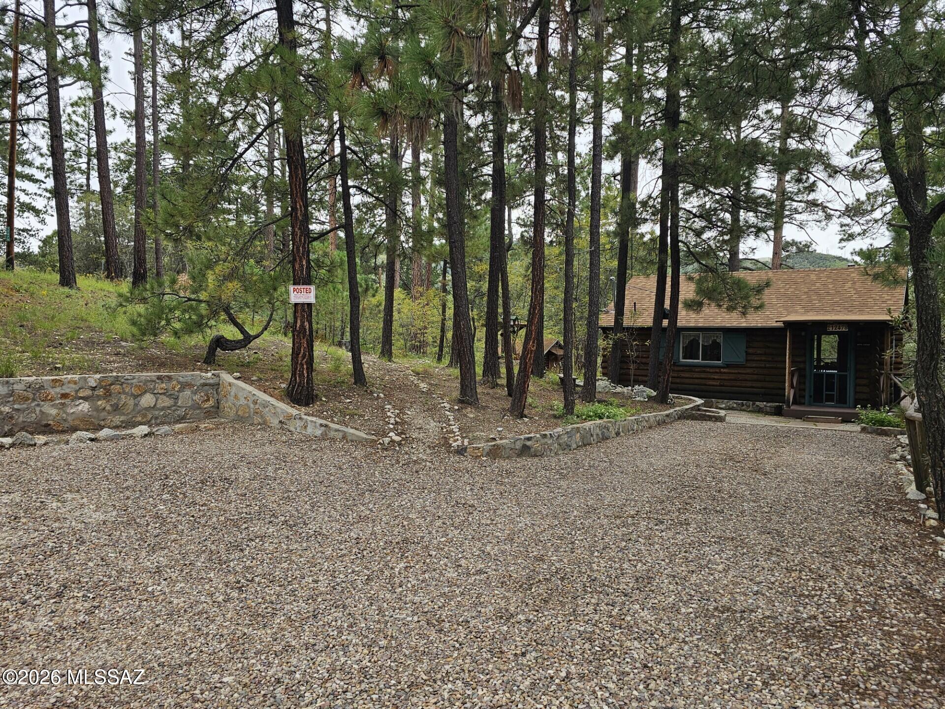 Loma Sabino Pines - Residential