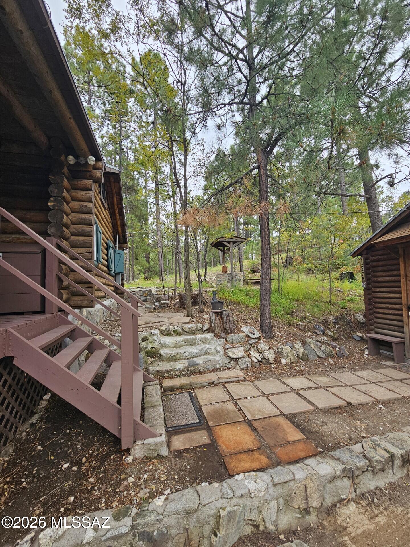 Loma Sabino Pines - Residential
