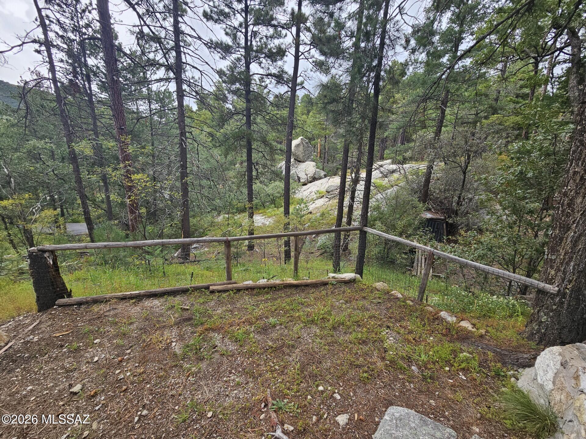 Loma Sabino Pines - Residential