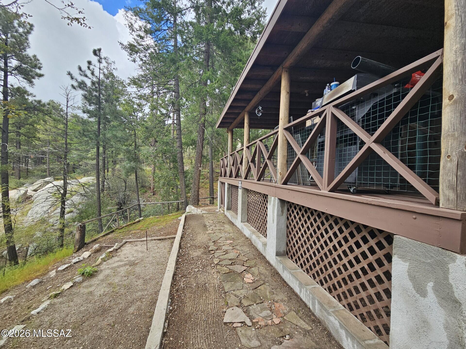 Loma Sabino Pines - Residential