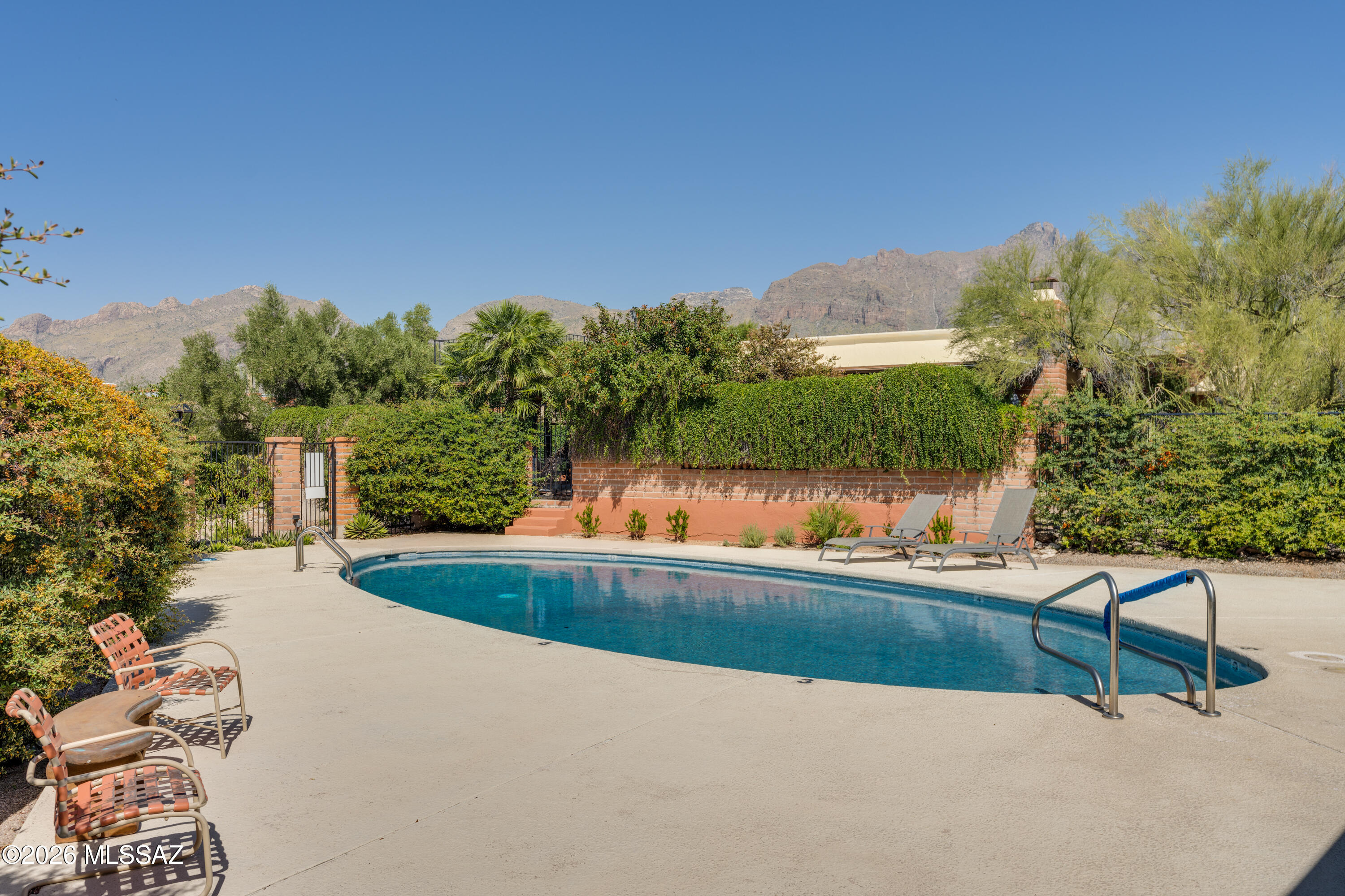 Catalina Pueblo (1-34) - Residential