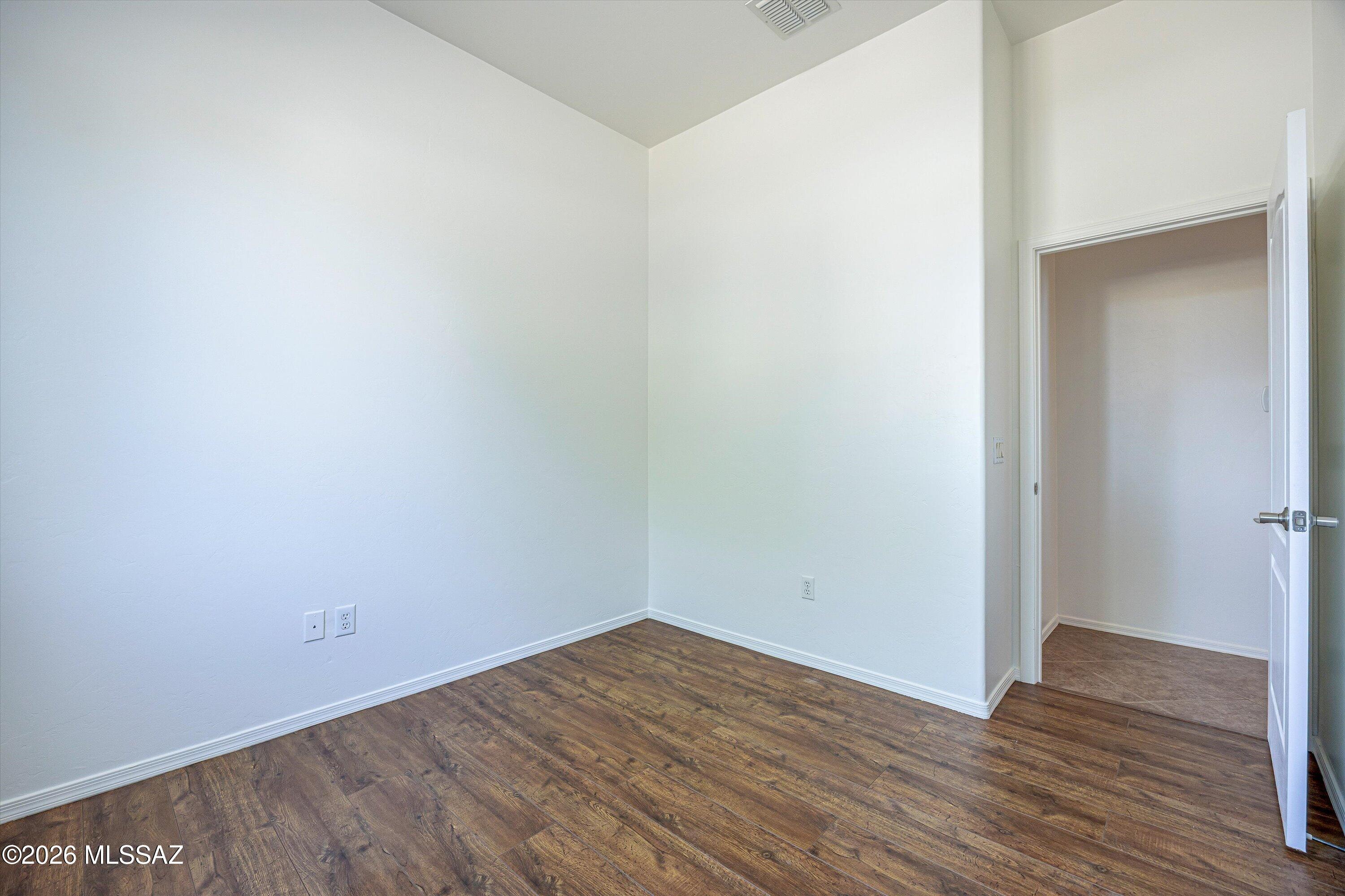 Rancho Del Lago (1-100) - Residential