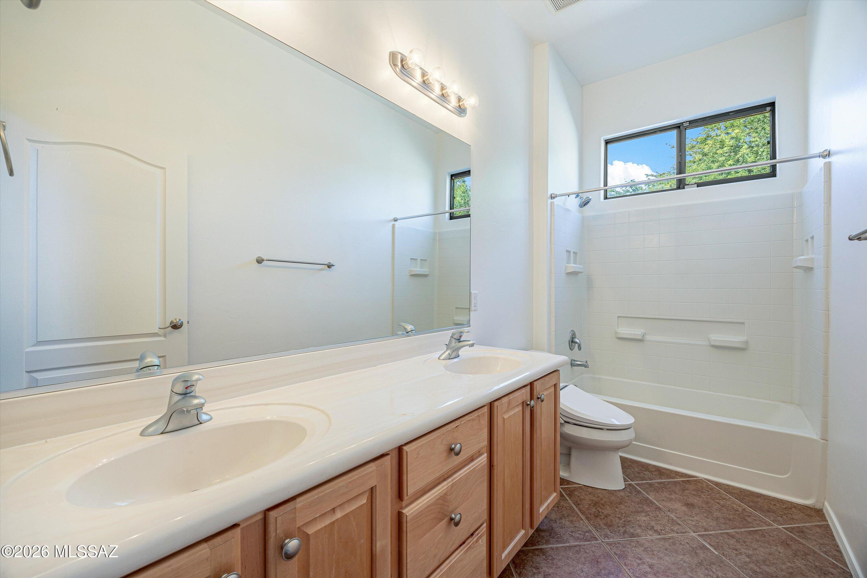 Rancho Del Lago (1-100) - Residential
