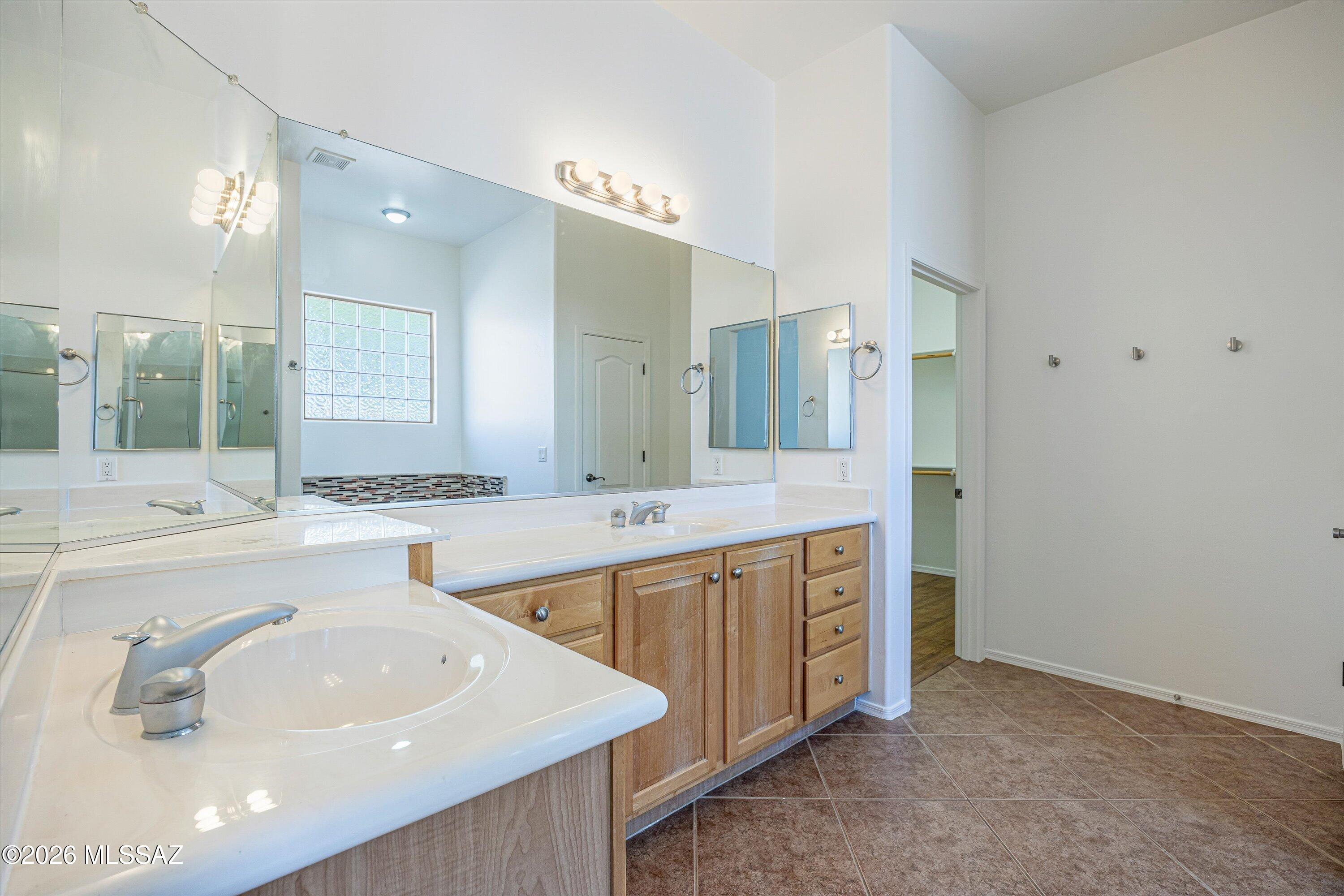 Rancho Del Lago (1-100) - Residential