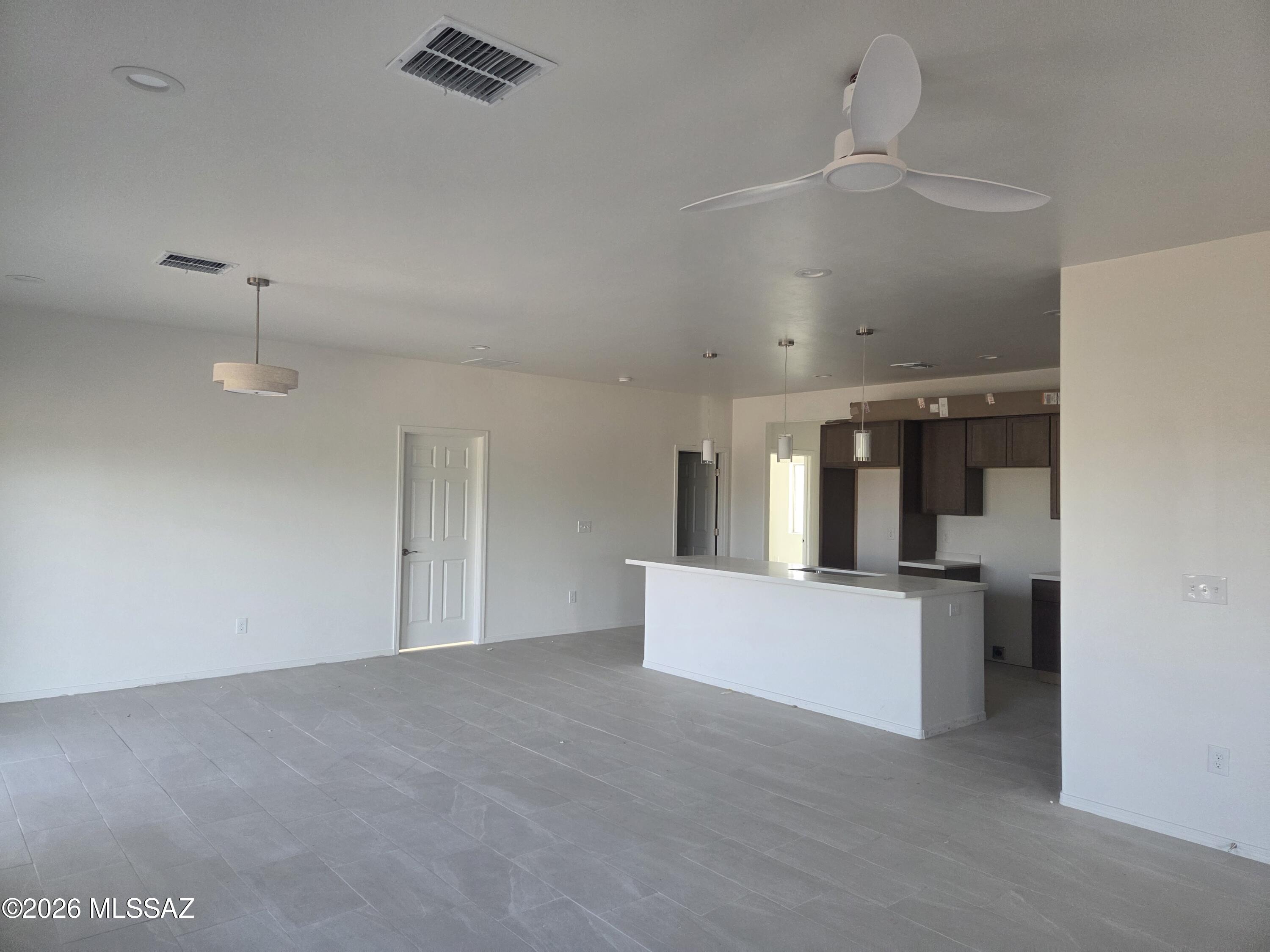 San Joaquin Estates (64-290) - Residential