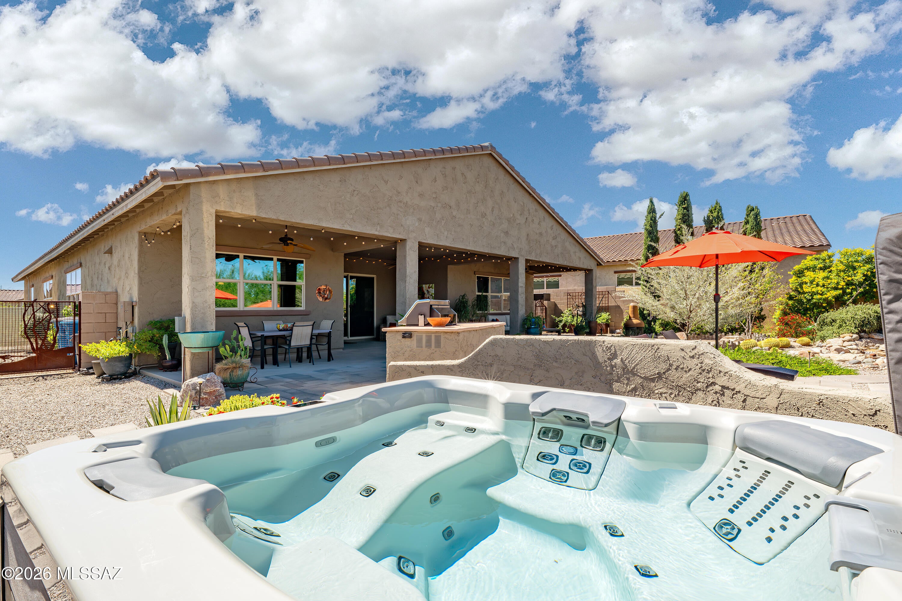 Silverbell West R-10 SQ20140800103 - Residential