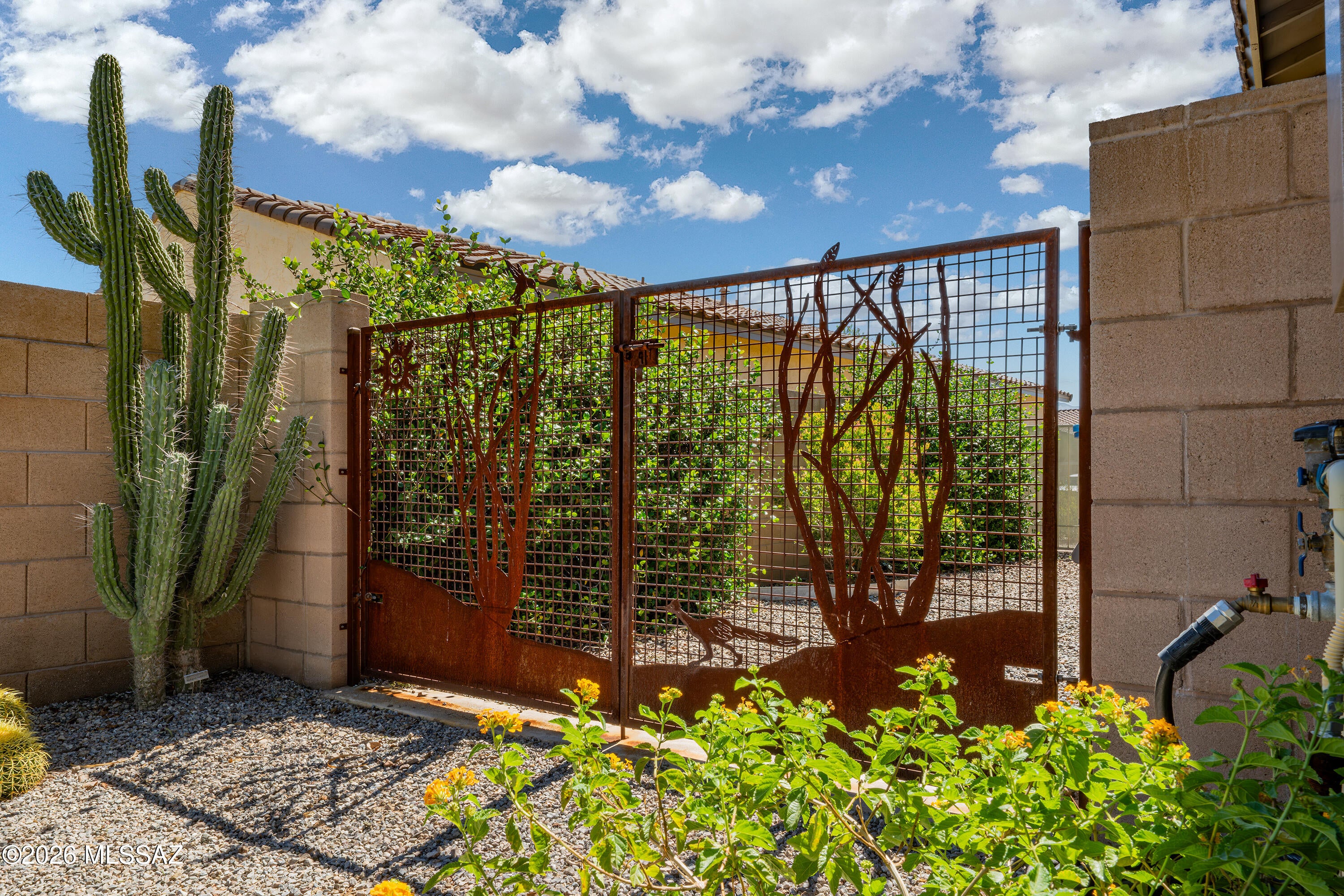 Silverbell West R-10 SQ20140800103 - Residential